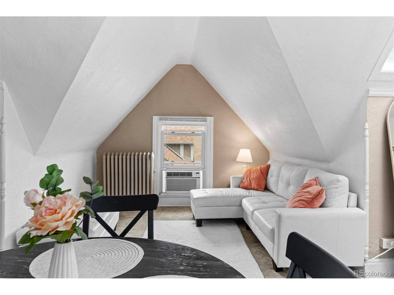 1136 N Logan #8, Denver, CO 80203
