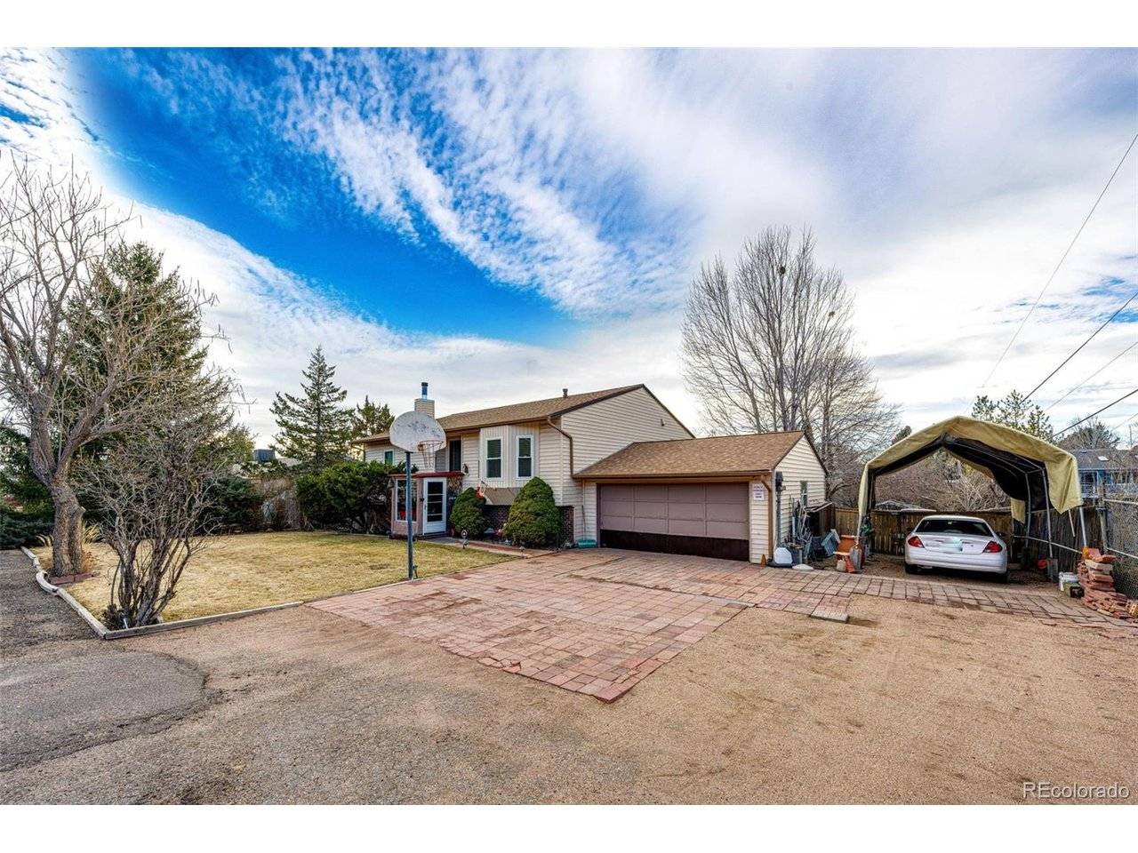 7740 W Meadow, Littleton, CO 80128