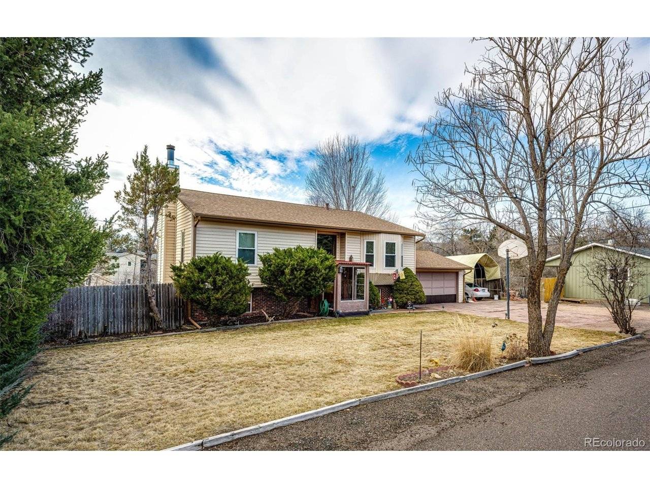7740 W Meadow, Littleton, CO 80128