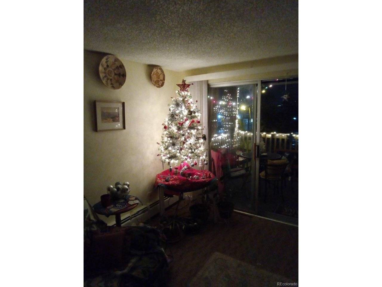 1300 S Parker #305, Denver, CO 80231