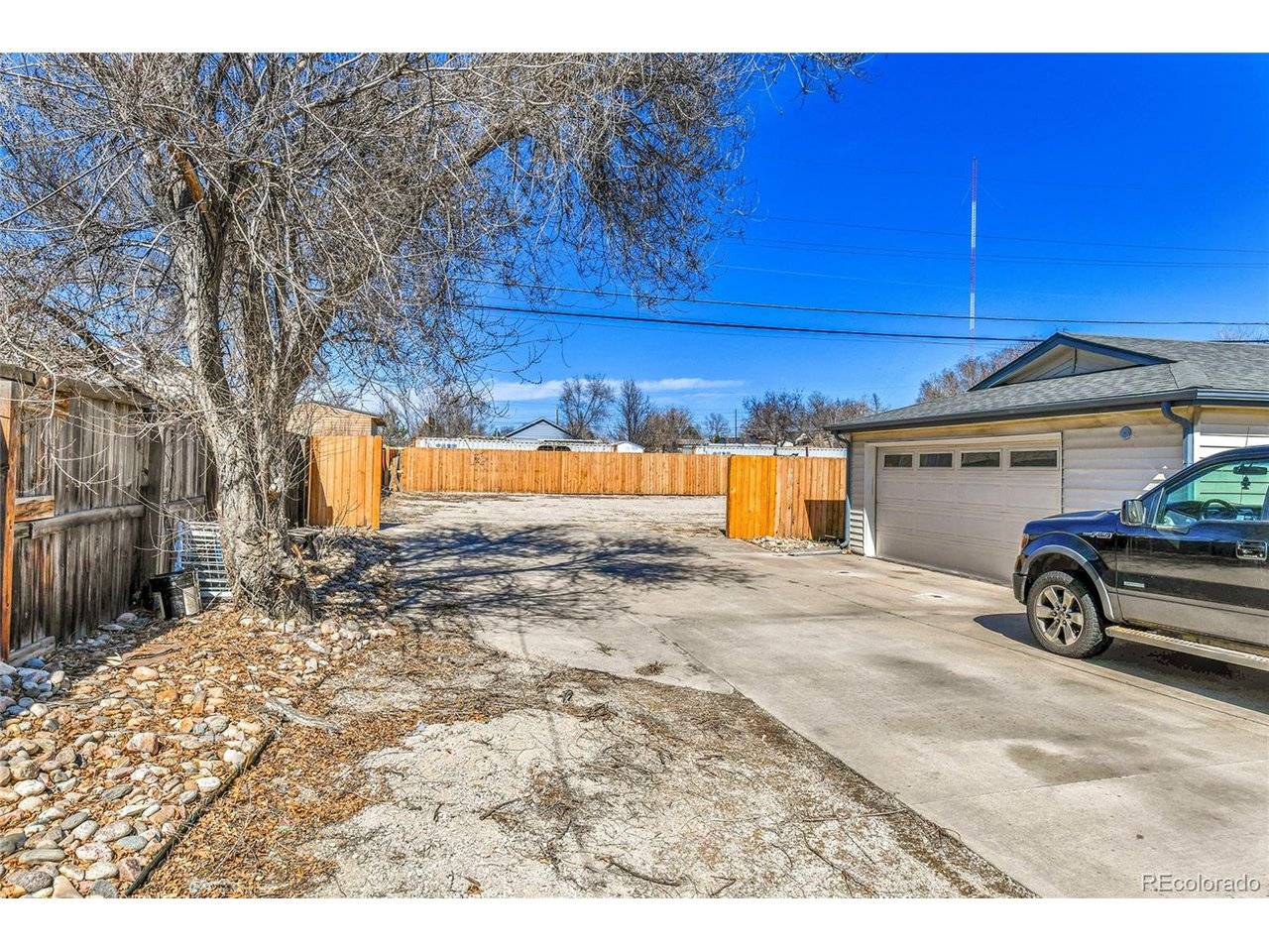 1891 W Asbury, Denver, CO 80223