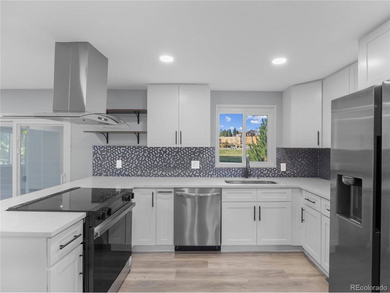 951 E 10th, Broomfield, CO 80020
