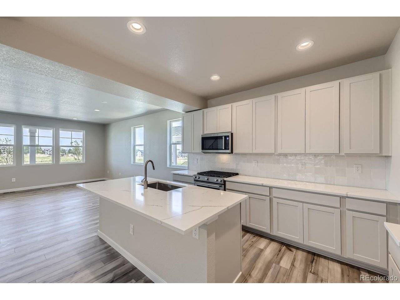 2702 E 103rd, Thornton, CO 80229