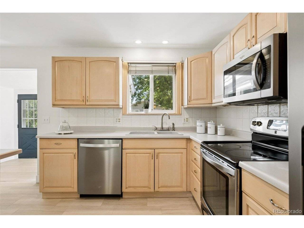 2102 S Brentwood, Lakewood, CO 80227