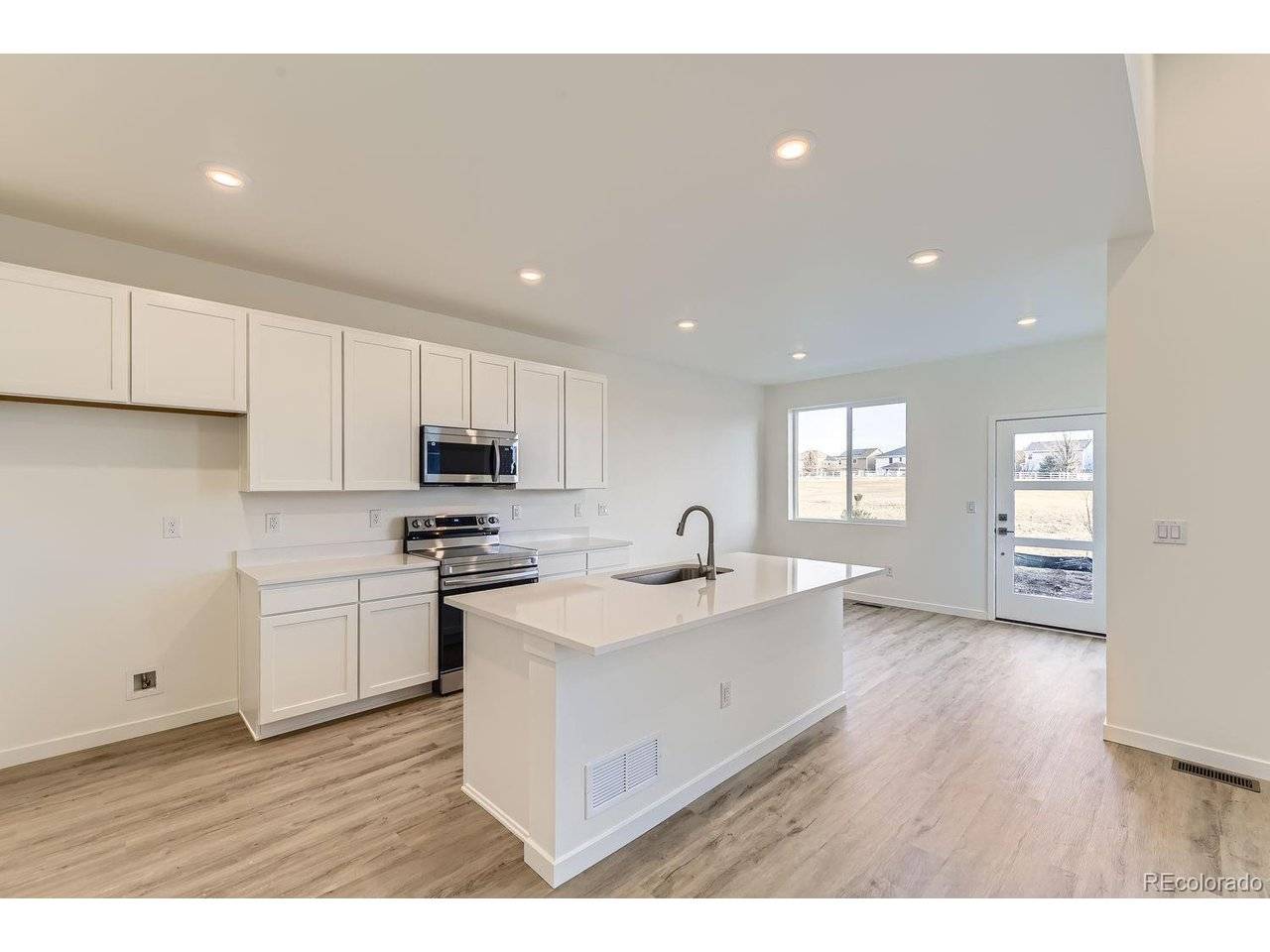 1232 S Algonquian, Aurora, CO 80018