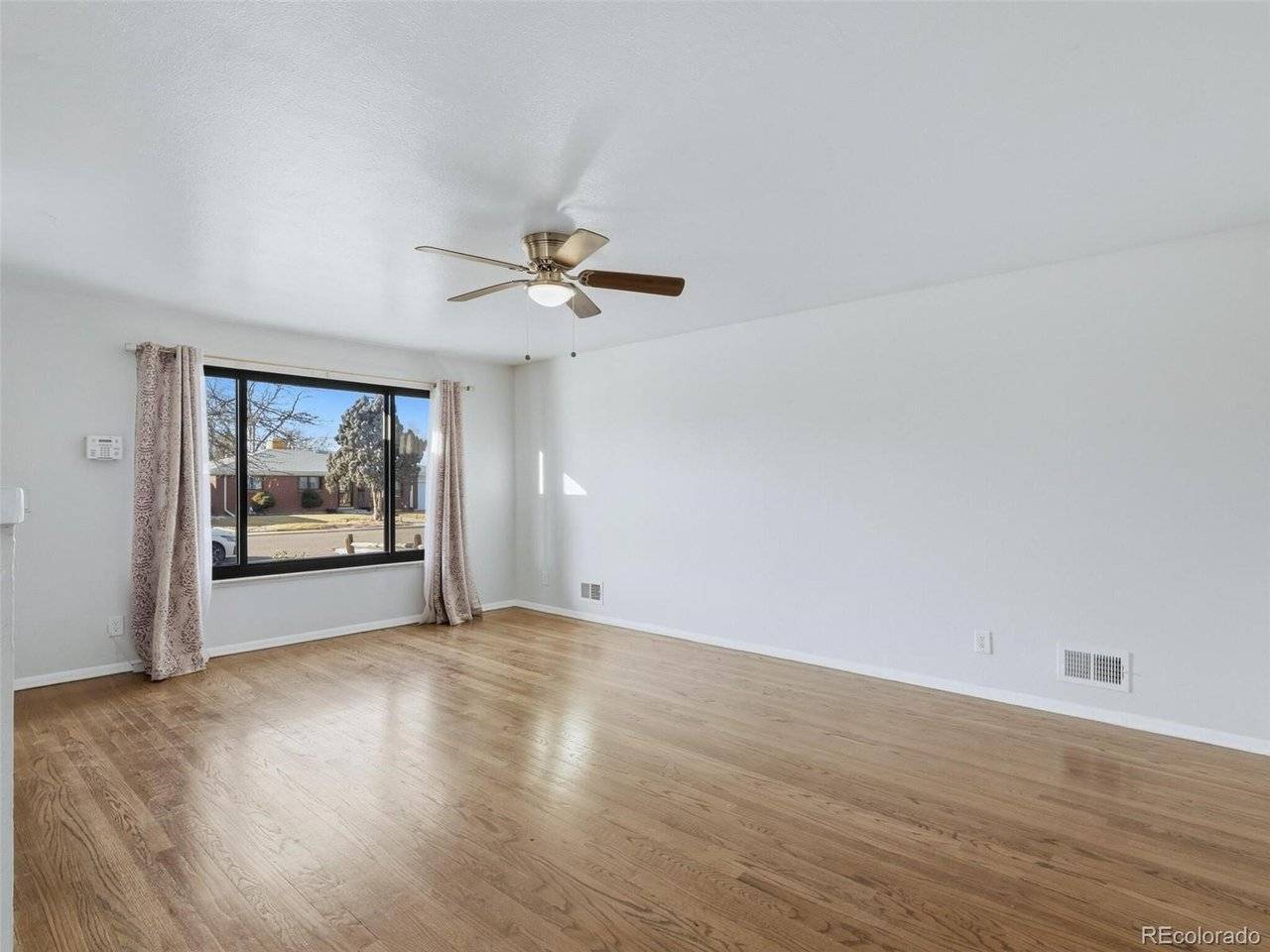 3206 Vaughn, Aurora, CO 80011