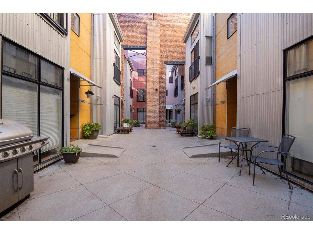 3225 Blake #8, Denver, CO 80205