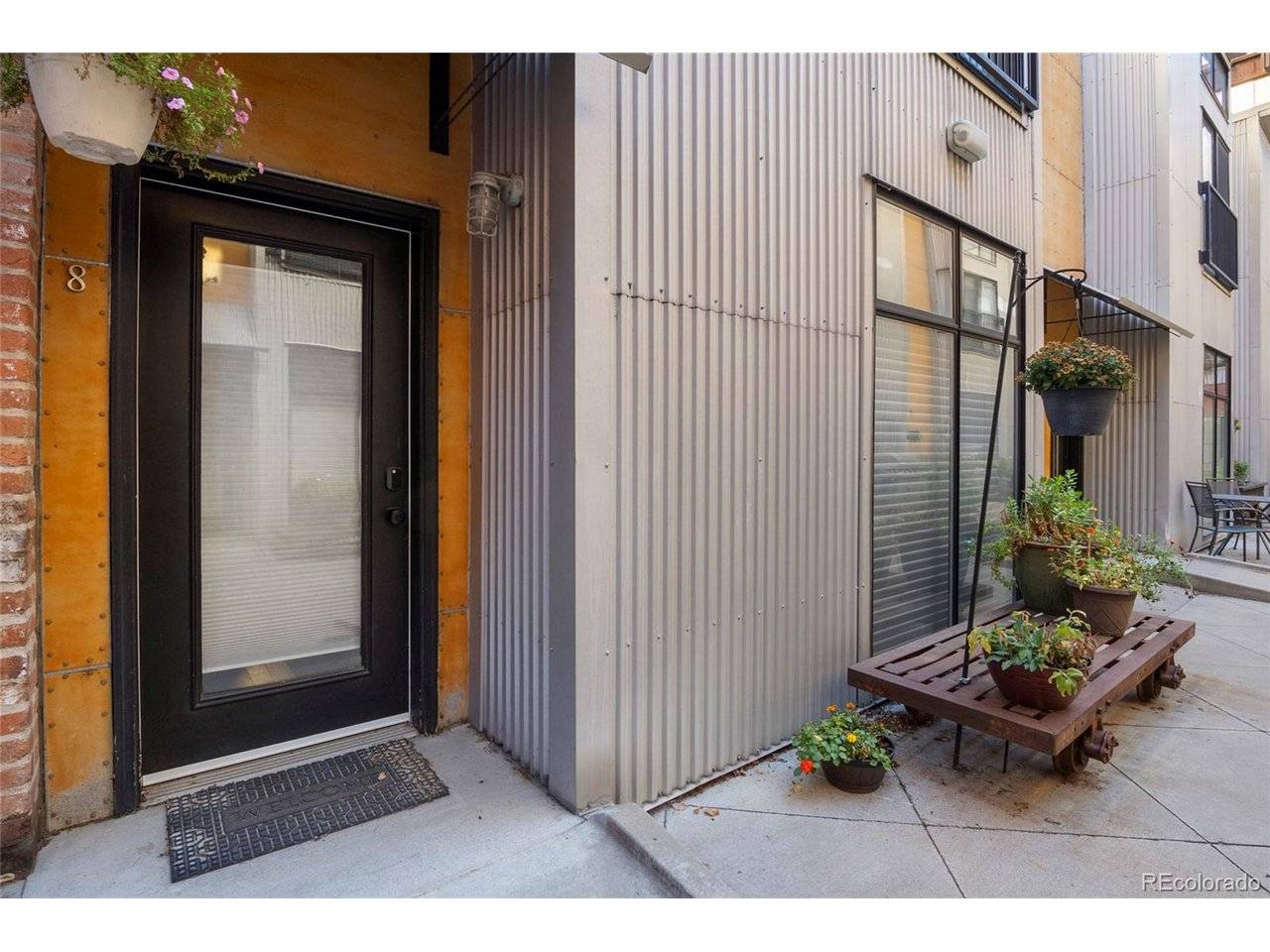 3225 Blake #8, Denver, CO 80205
