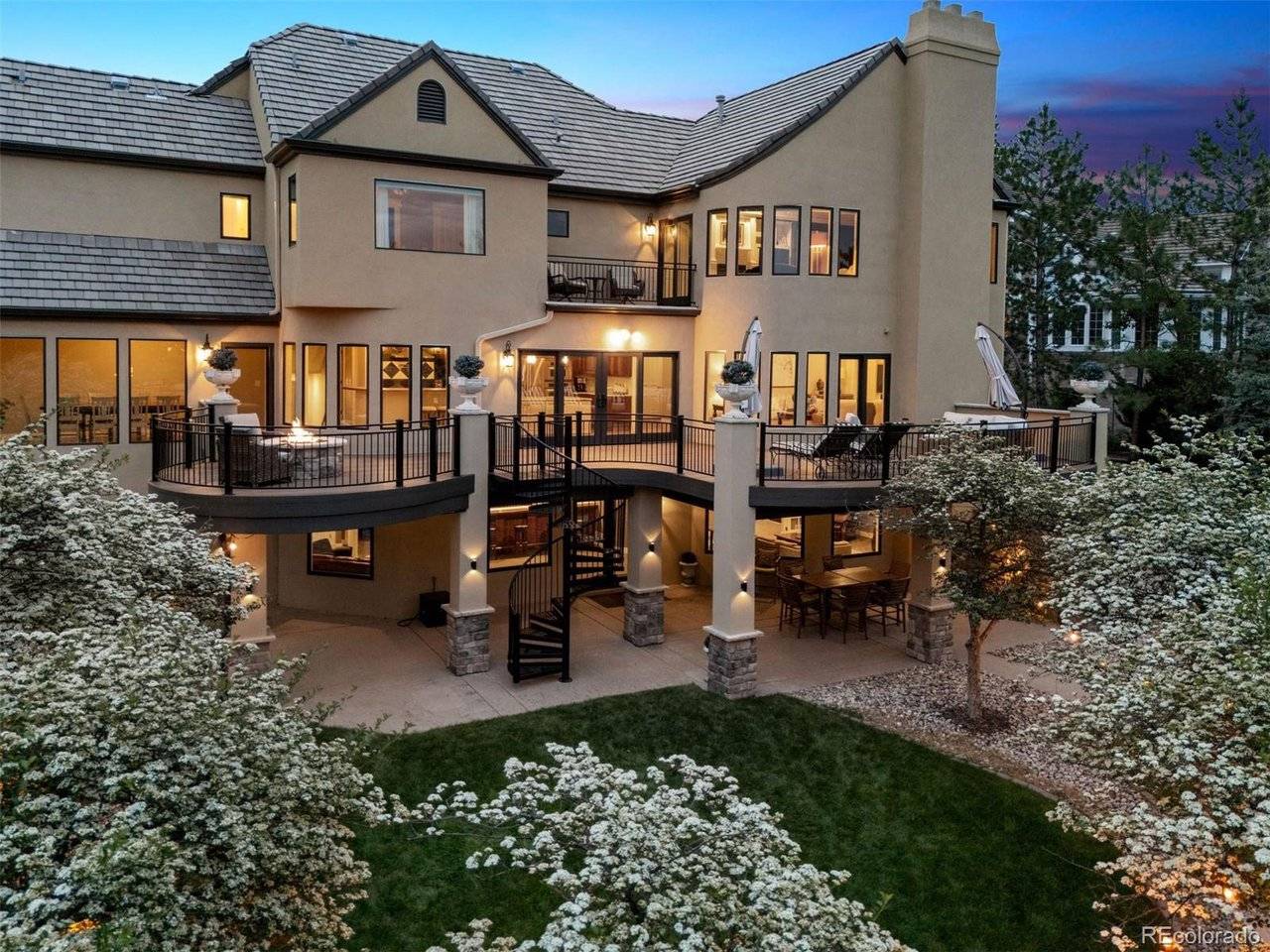 81 Falcon Hills, Highlands Ranch, CO 80126