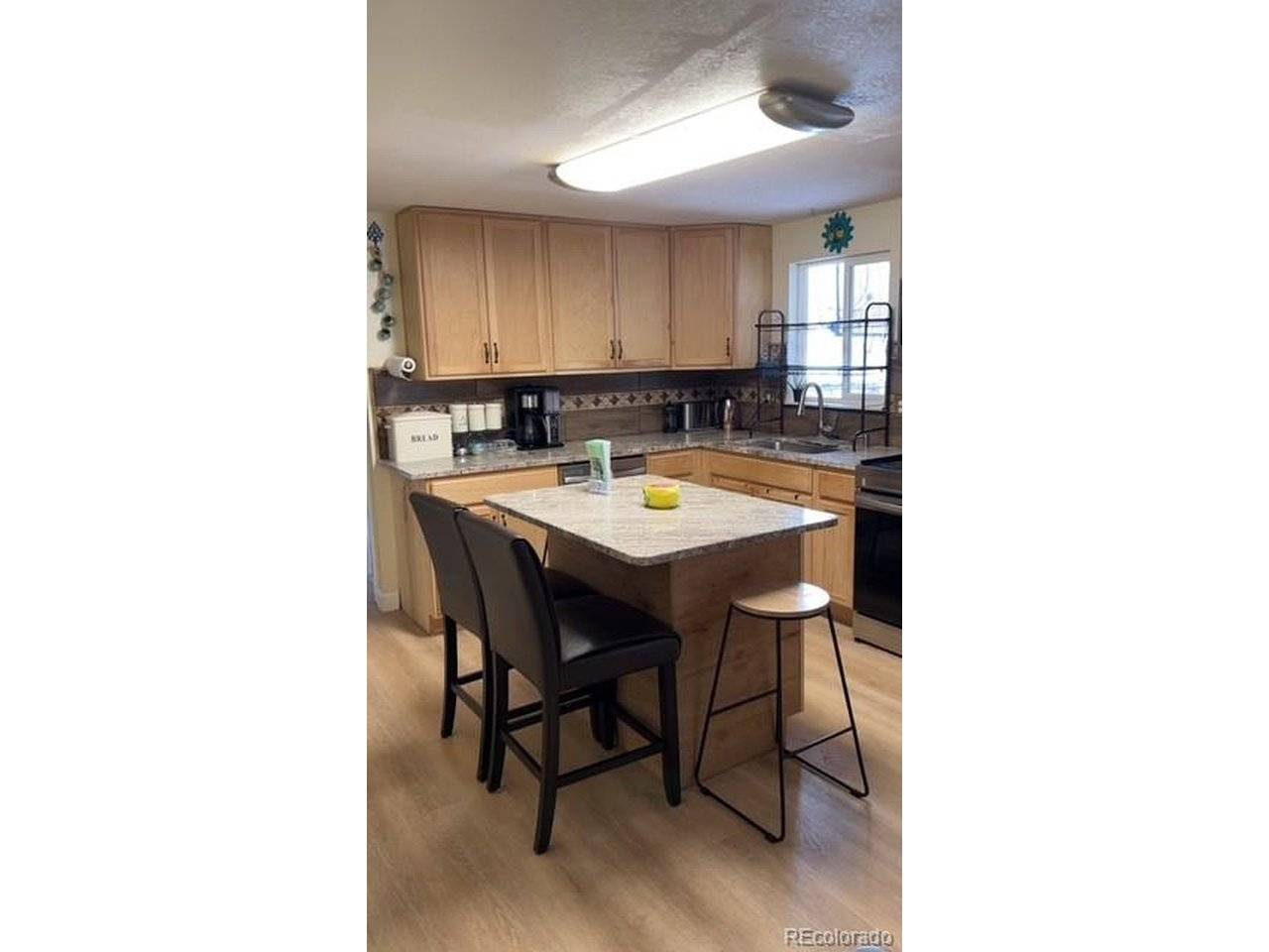 7155 Omaha, Colorado Springs, CO 80915