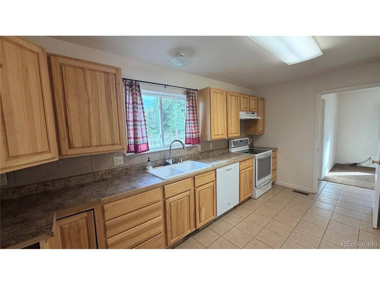 2660 Campfire, Hartsel, CO 80449