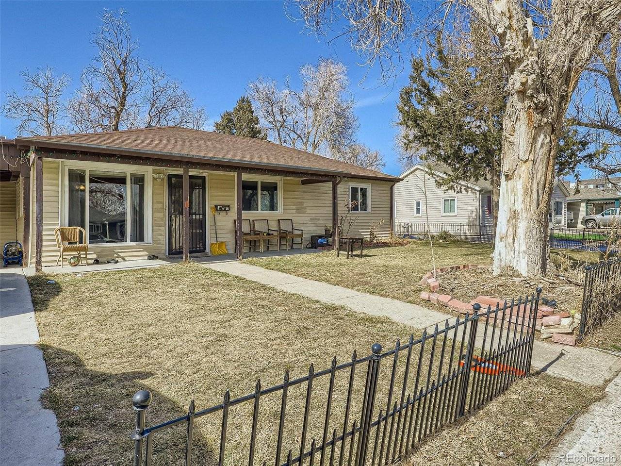 1249 Worchester, Aurora, CO 80011