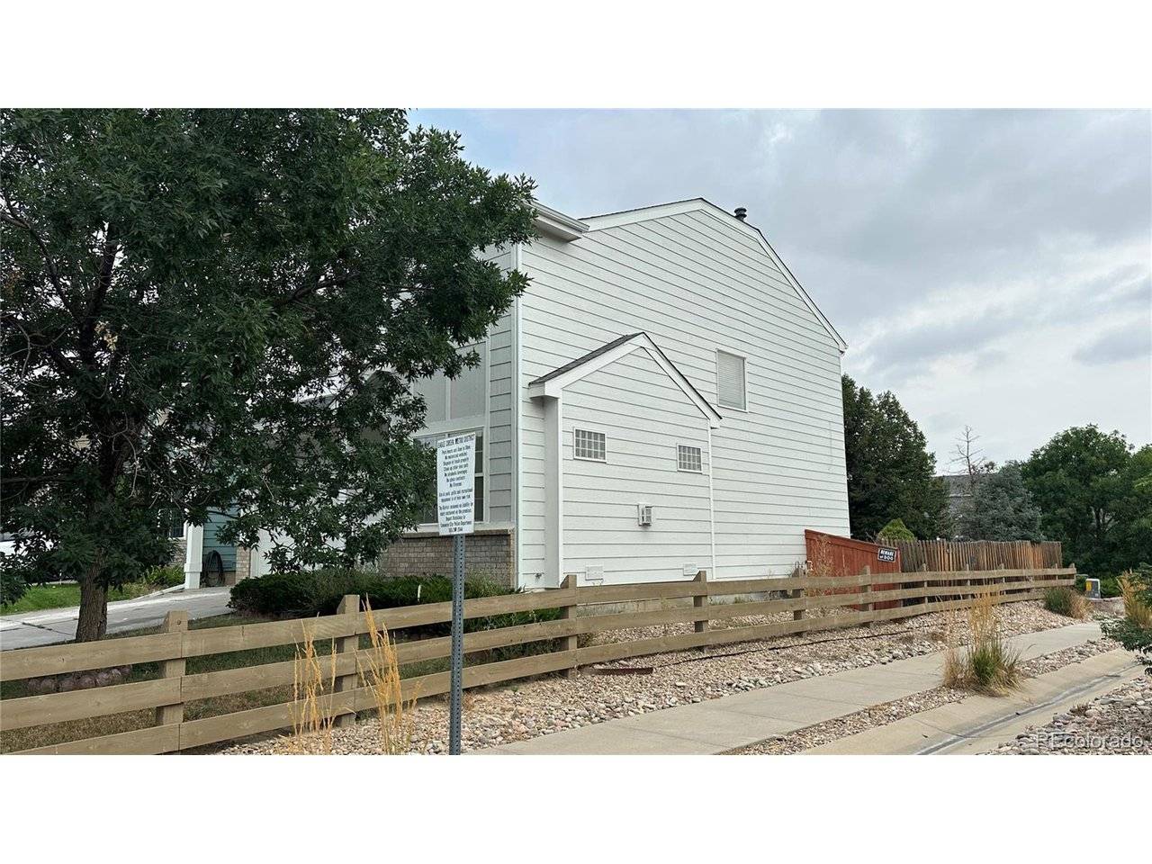 9758 Joliet, Commerce City, CO 80022