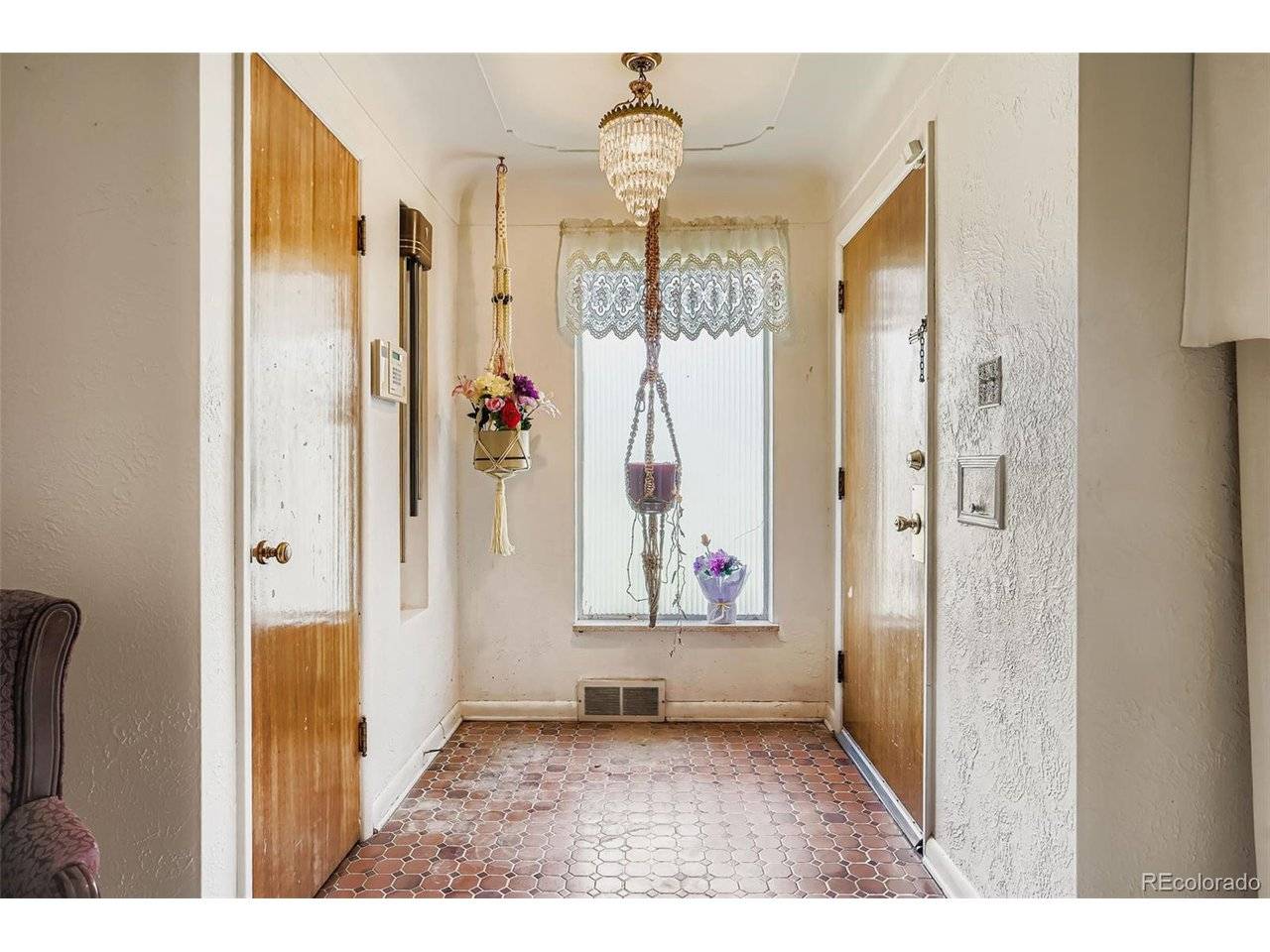 3045 N Monaco, Denver, CO 80207