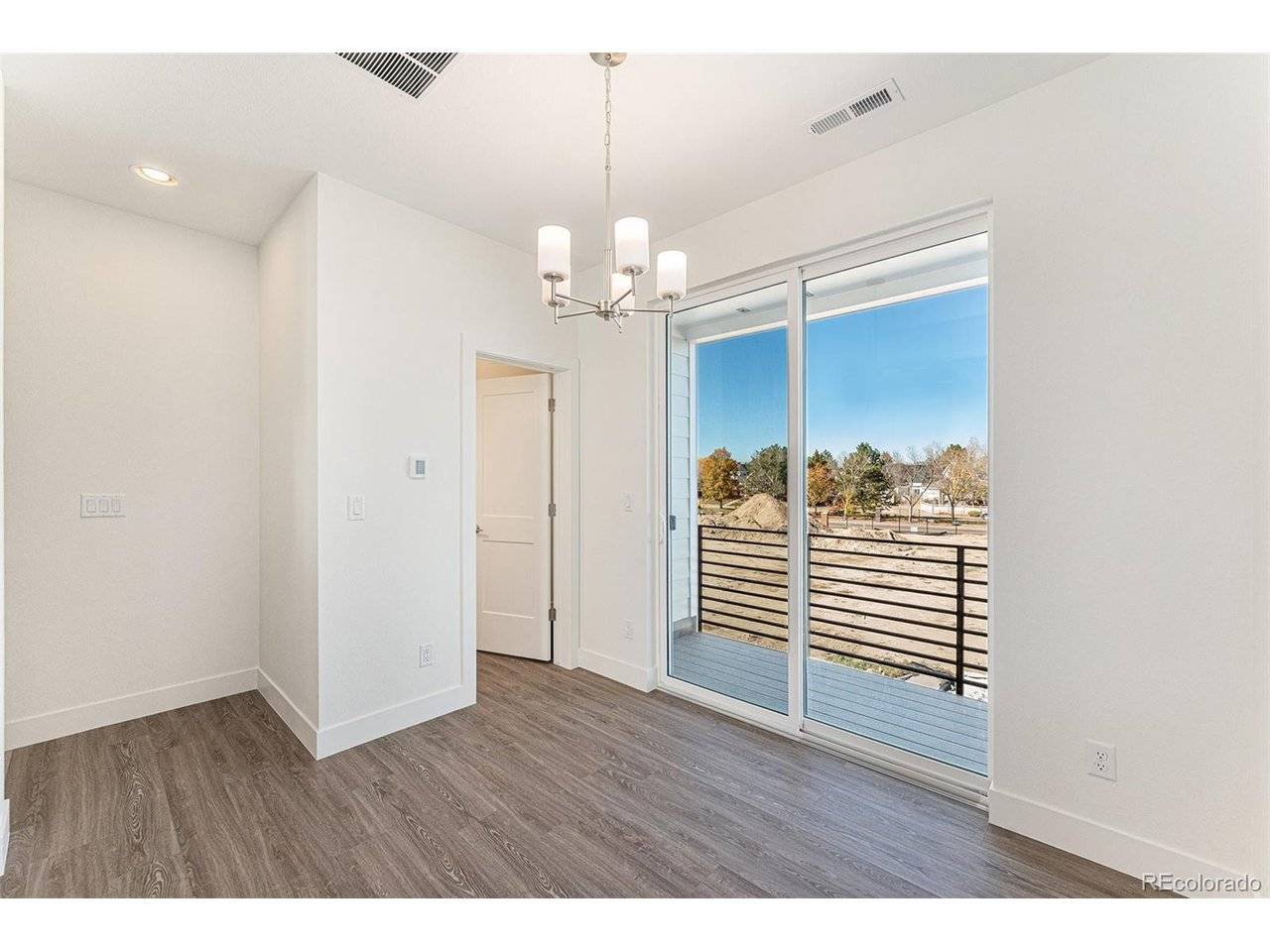 888 S Valentia #11-102, Denver, CO 80247