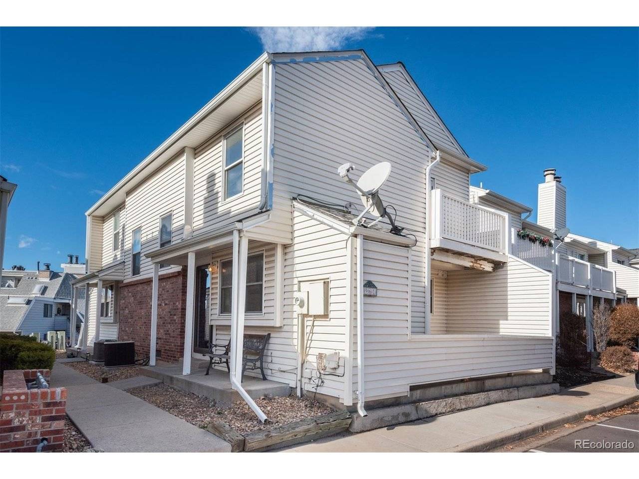 961 S Pitkin, Aurora, CO 80017