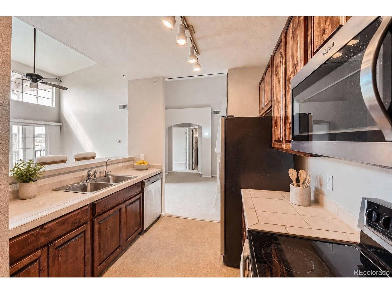 9481 E Mansfield #305, Aurora, CO 80014