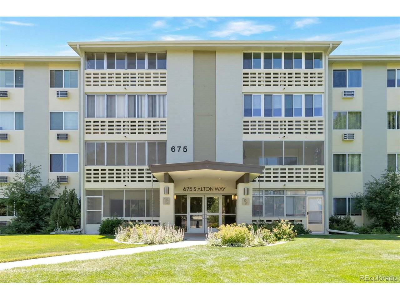 675 S ALTON #3D, Denver, CO 80247