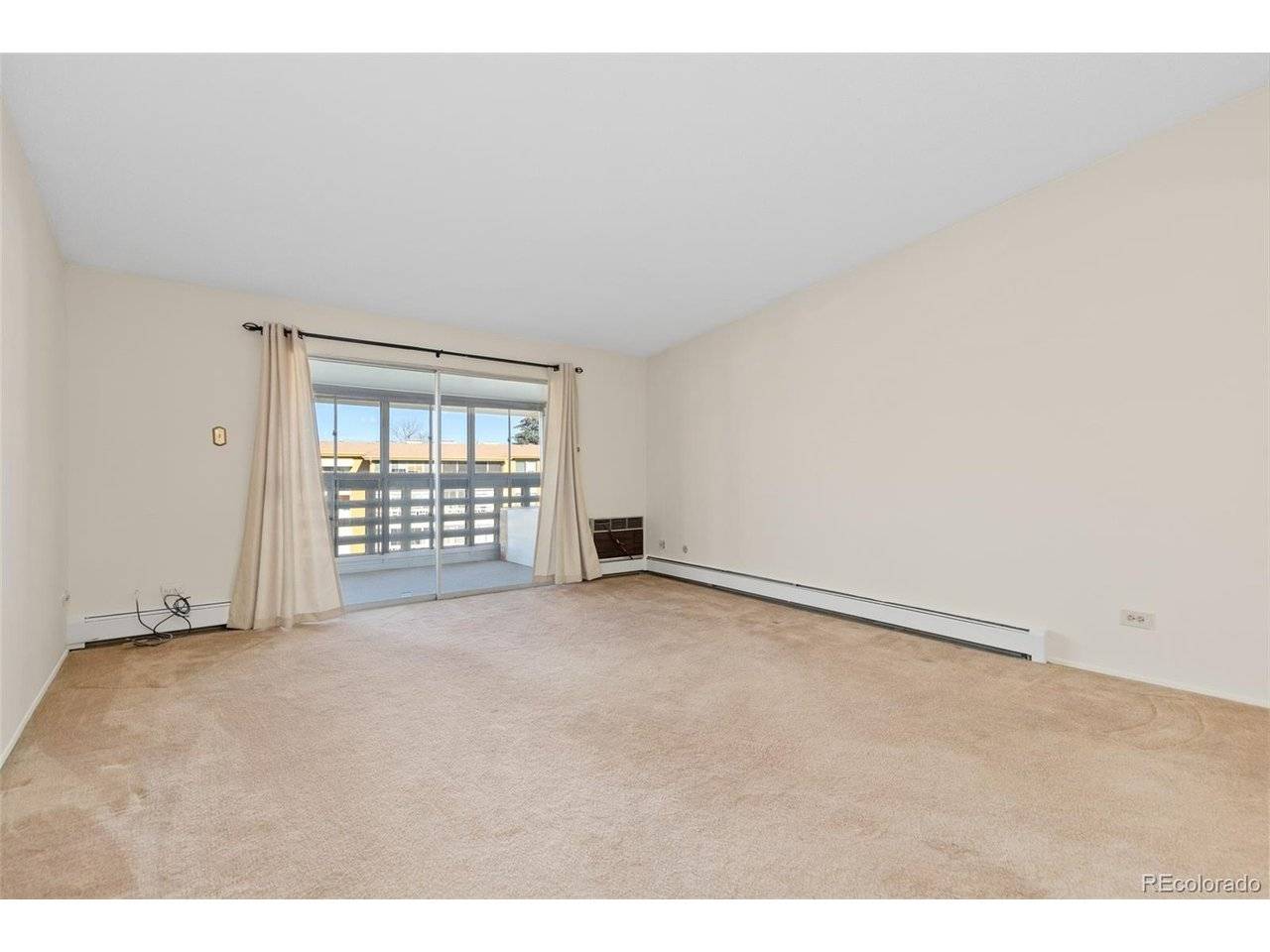 9625 E Center #1D, Denver, CO 80247