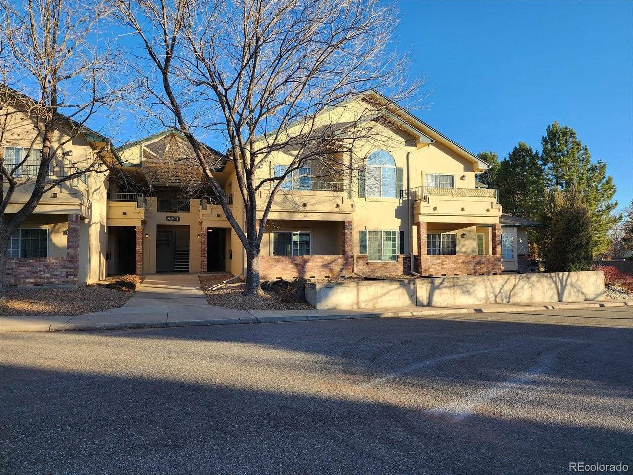 8601 E Dry Creek #8601-112, Centennial, CO 80112