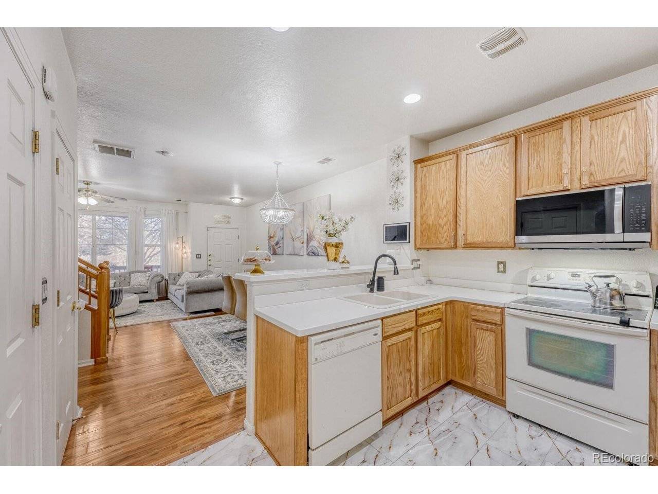 588 S Mobile, Aurora, CO 80017