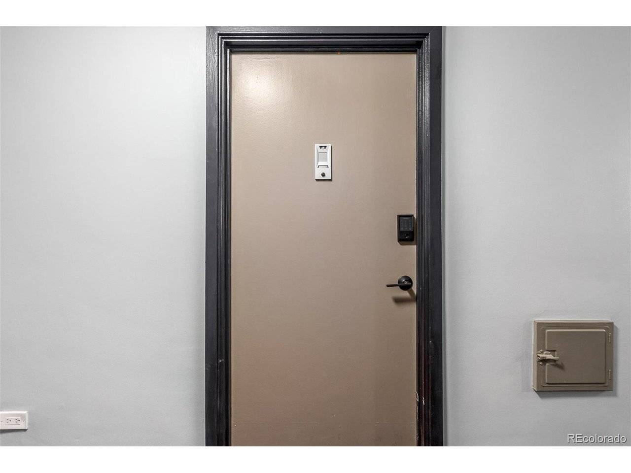 888 N Logan #2F, Denver, CO 80203