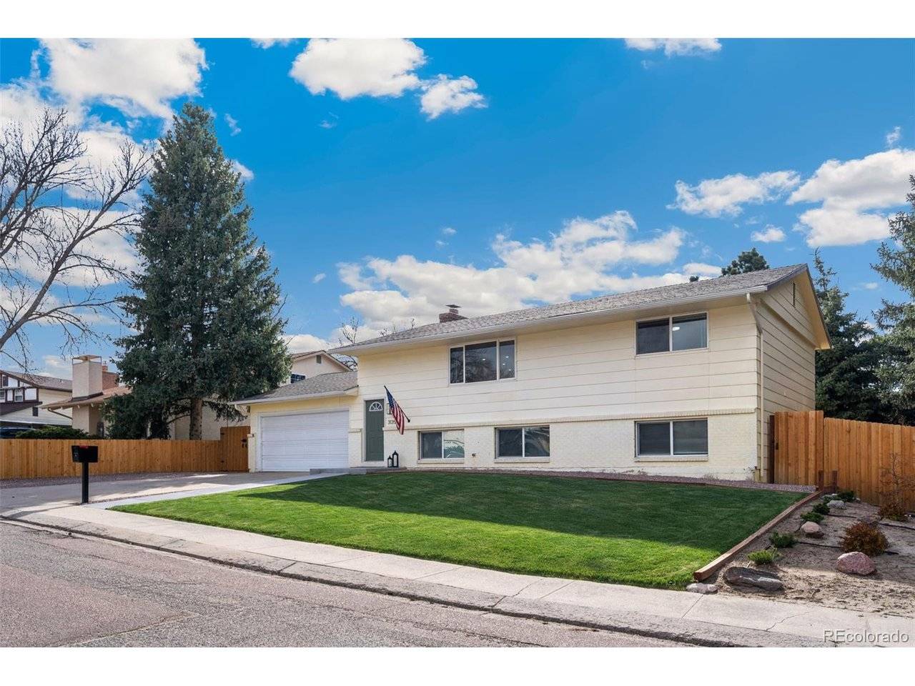 3135 Raindrop, Colorado Springs, CO 80917