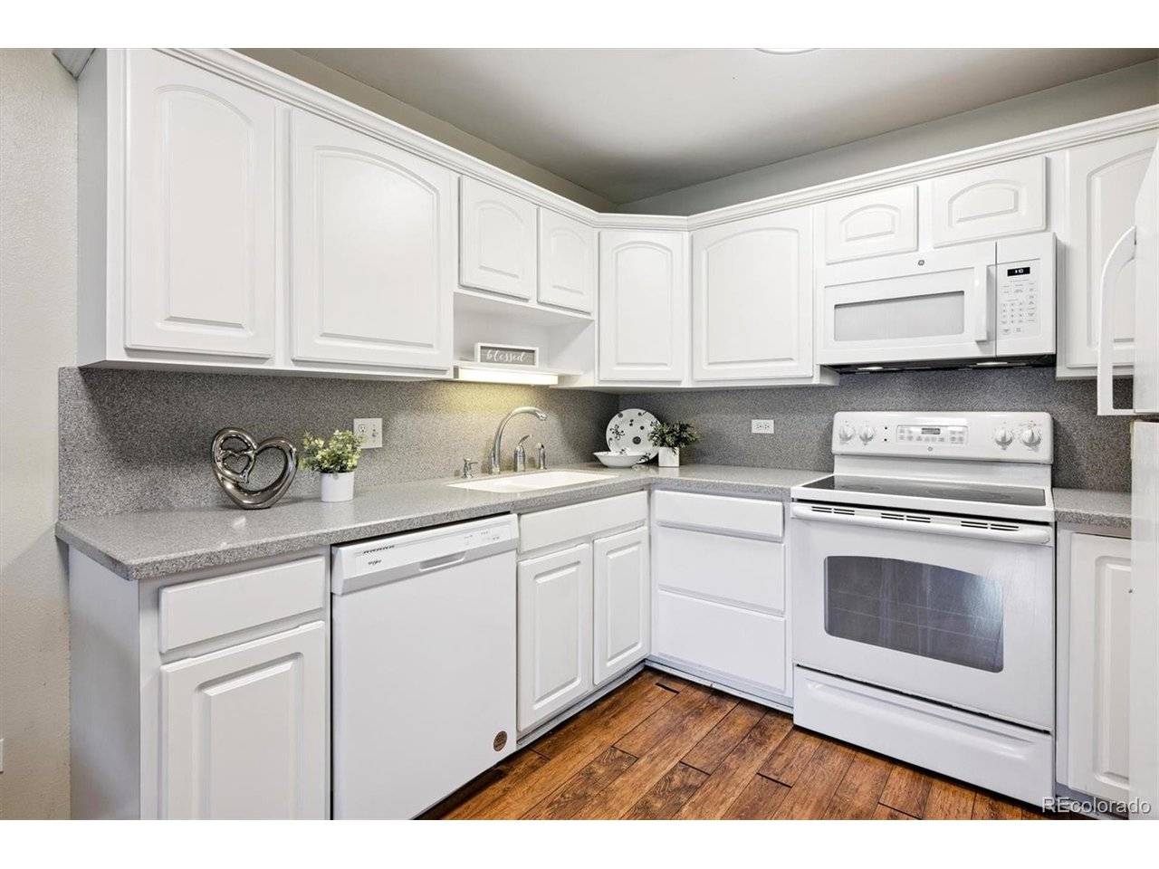 605 S Alton #12B, Denver, CO 80247