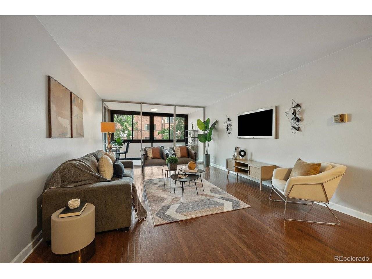1050 N Corona #202, Denver, CO 80218