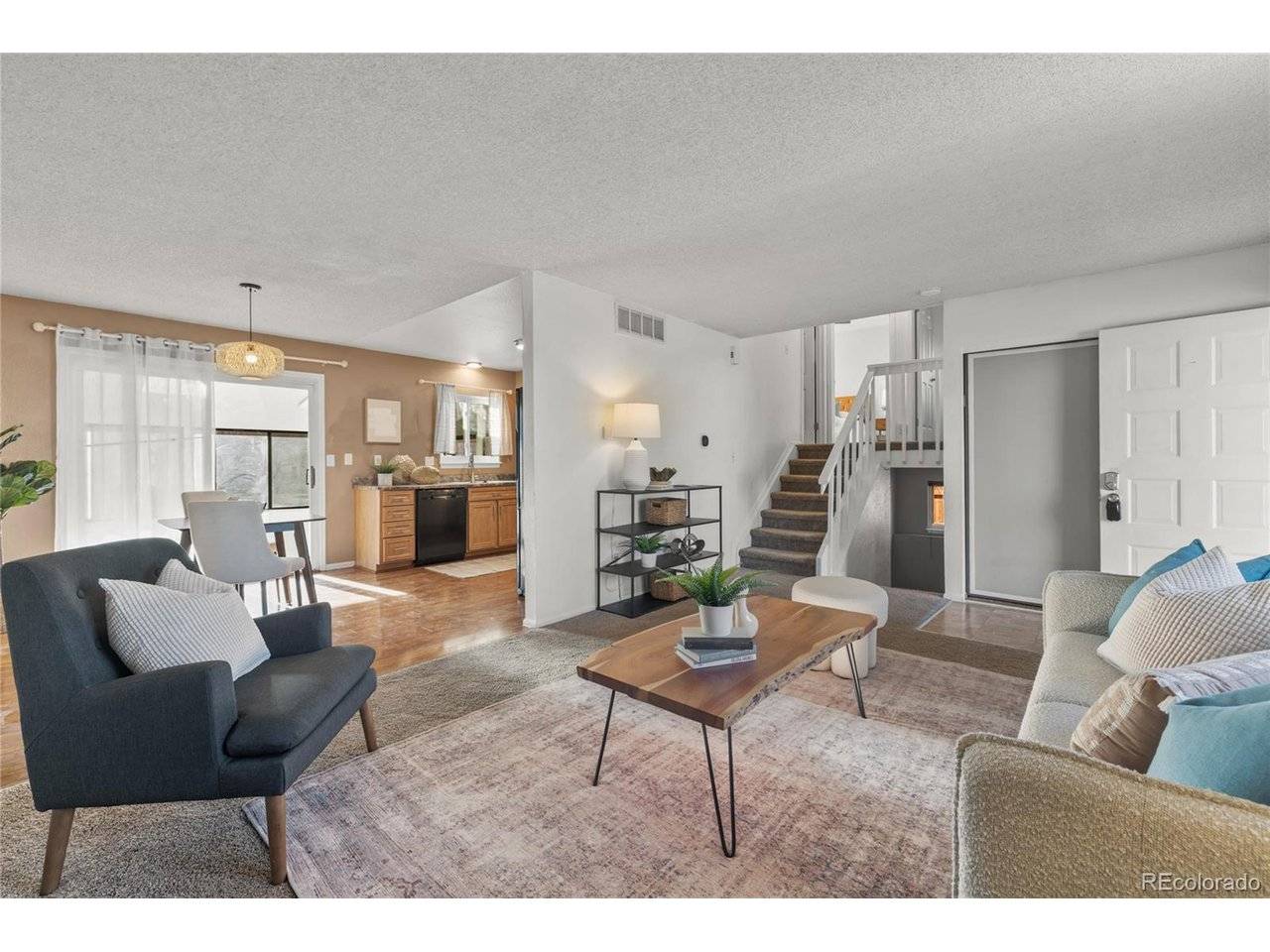 3606 S Olathe, Aurora, CO 80013