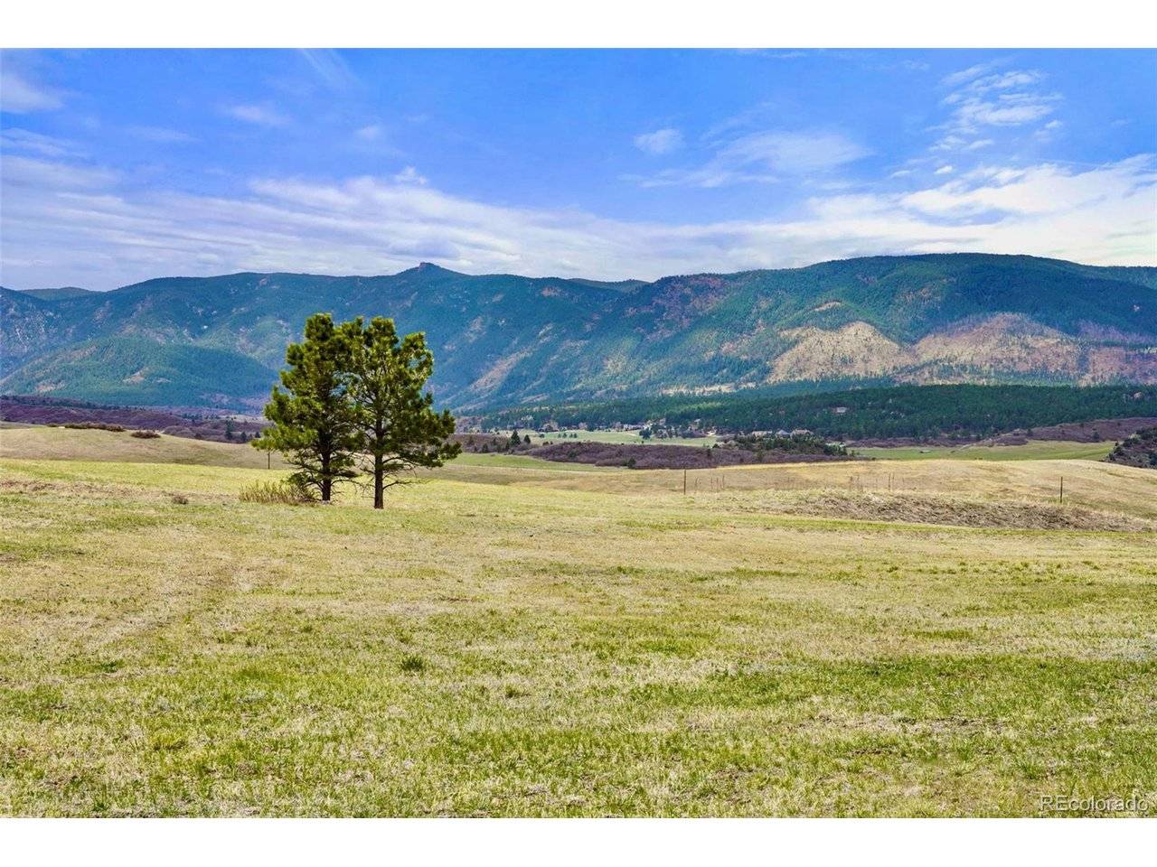 1 S Perry Park, Larkspur, CO 80118