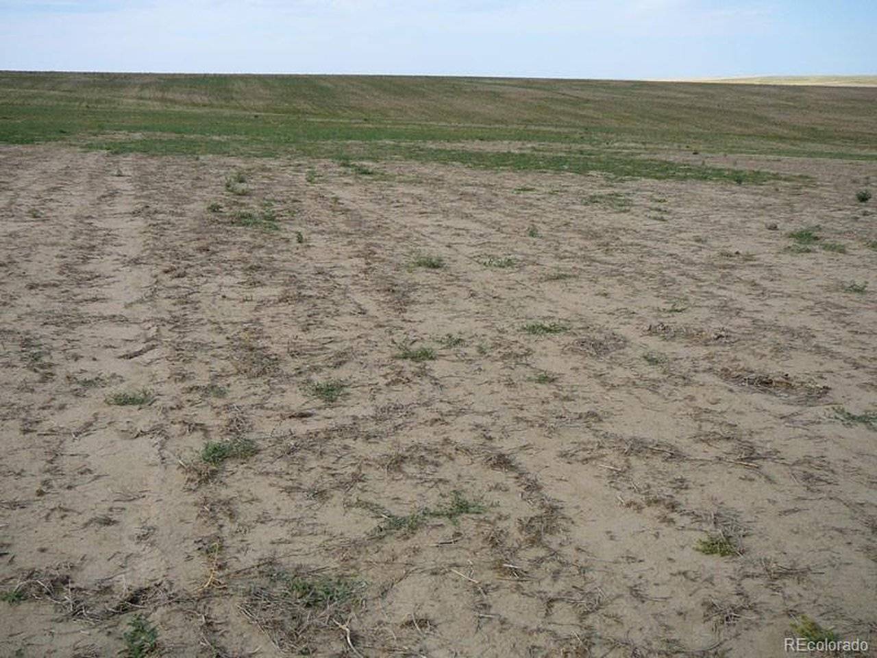 private, Deer Trail, CO 80105