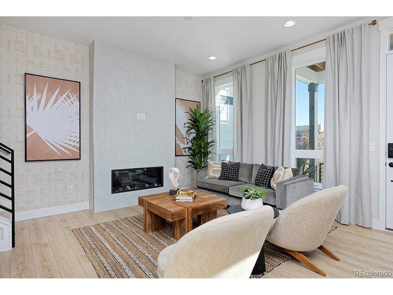 2876 S Machebeuf, Denver, CO 80236