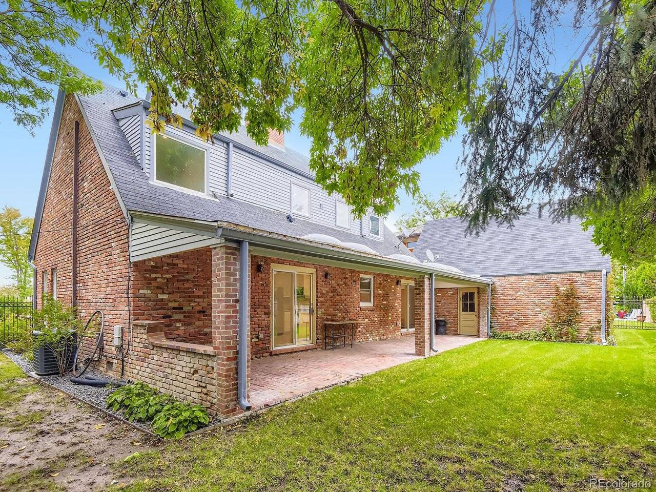2880 E Cedar, Denver, CO 80209