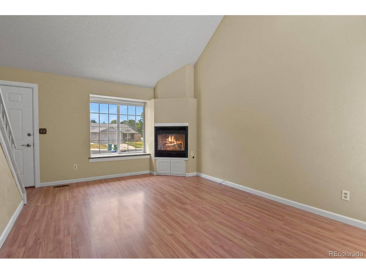19575 E Saratoga, Centennial, CO 80015