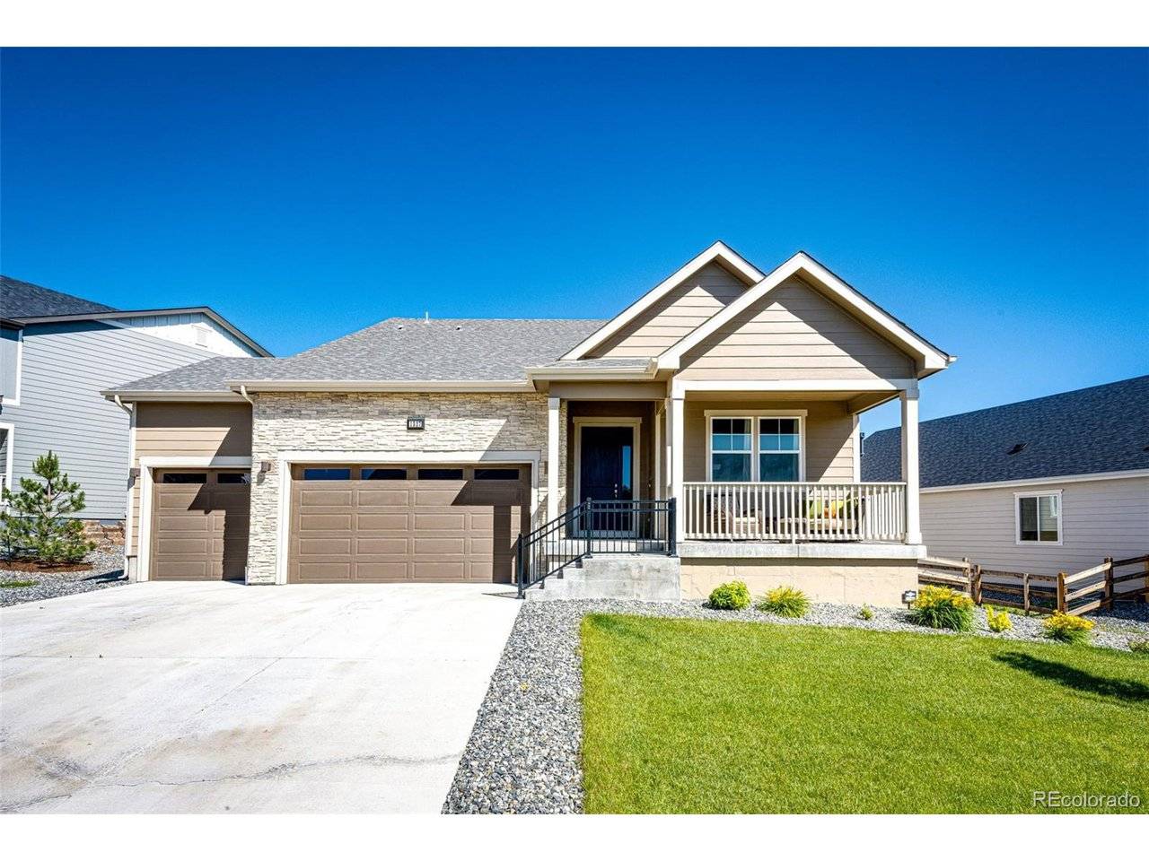 1327 Hart, Elizabeth, CO 80107