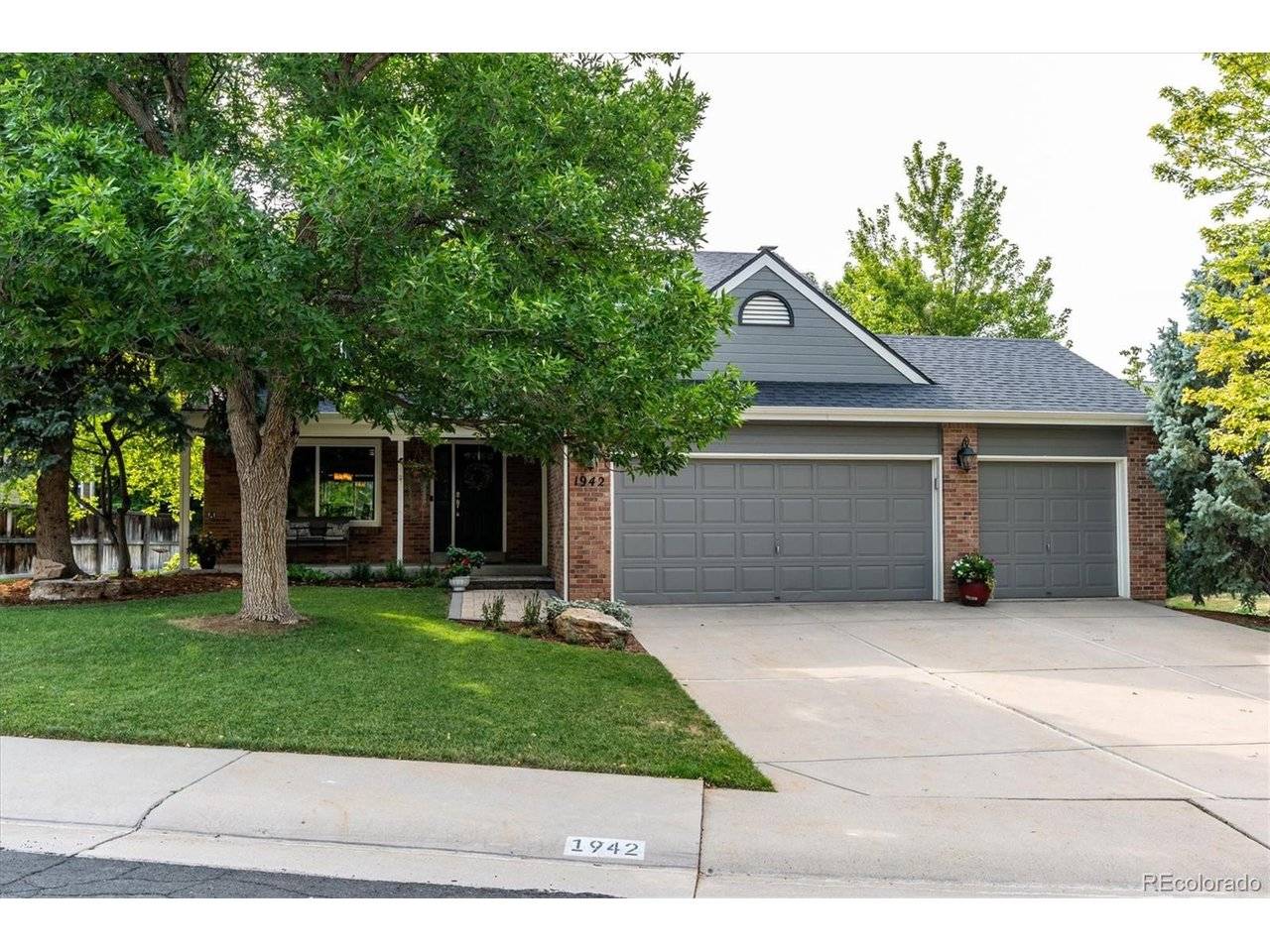1942 Sundrop, Highlands Ranch, CO 80126