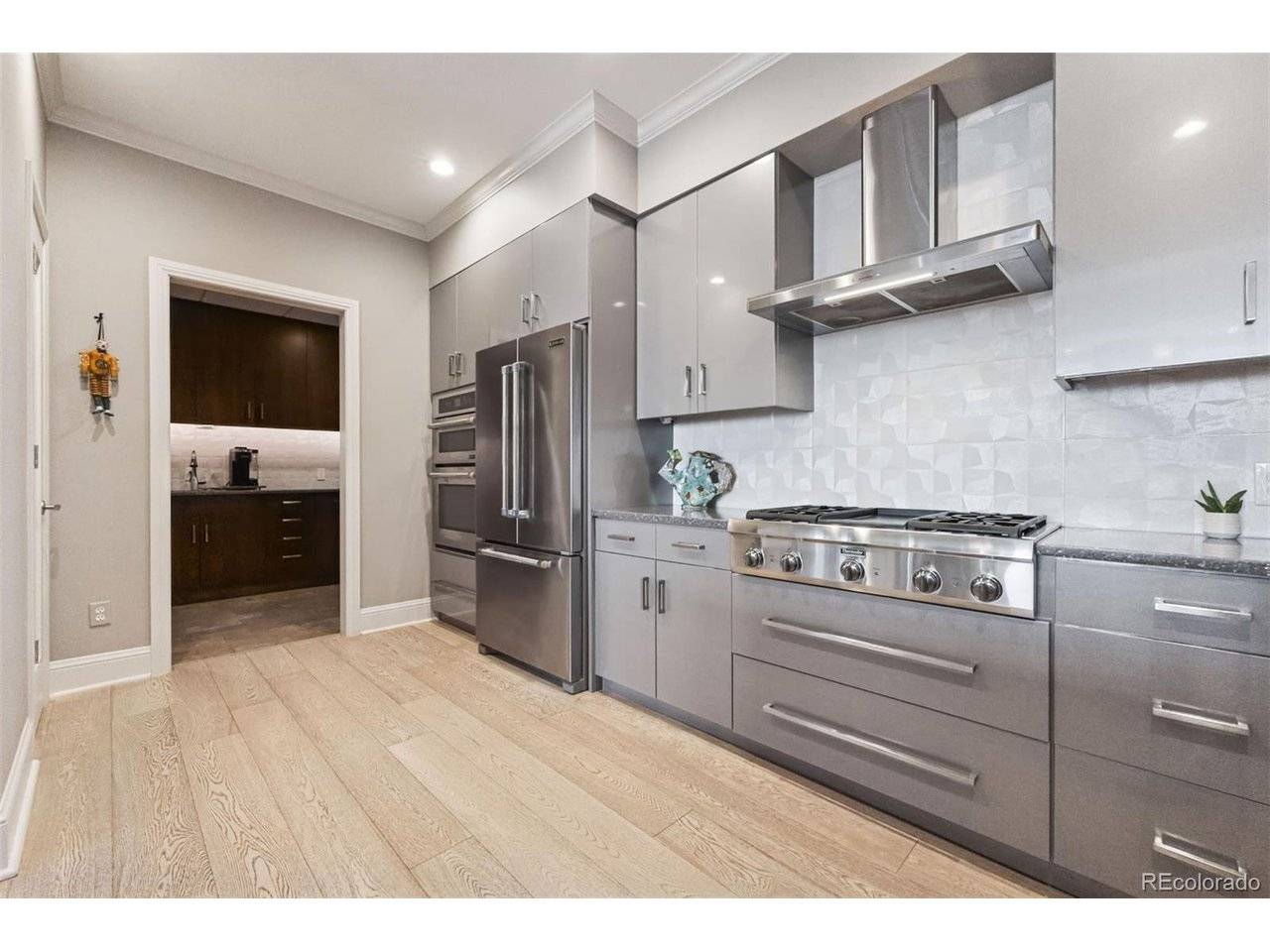 7600 Landmark #906-2, Greenwood Village, CO 80111