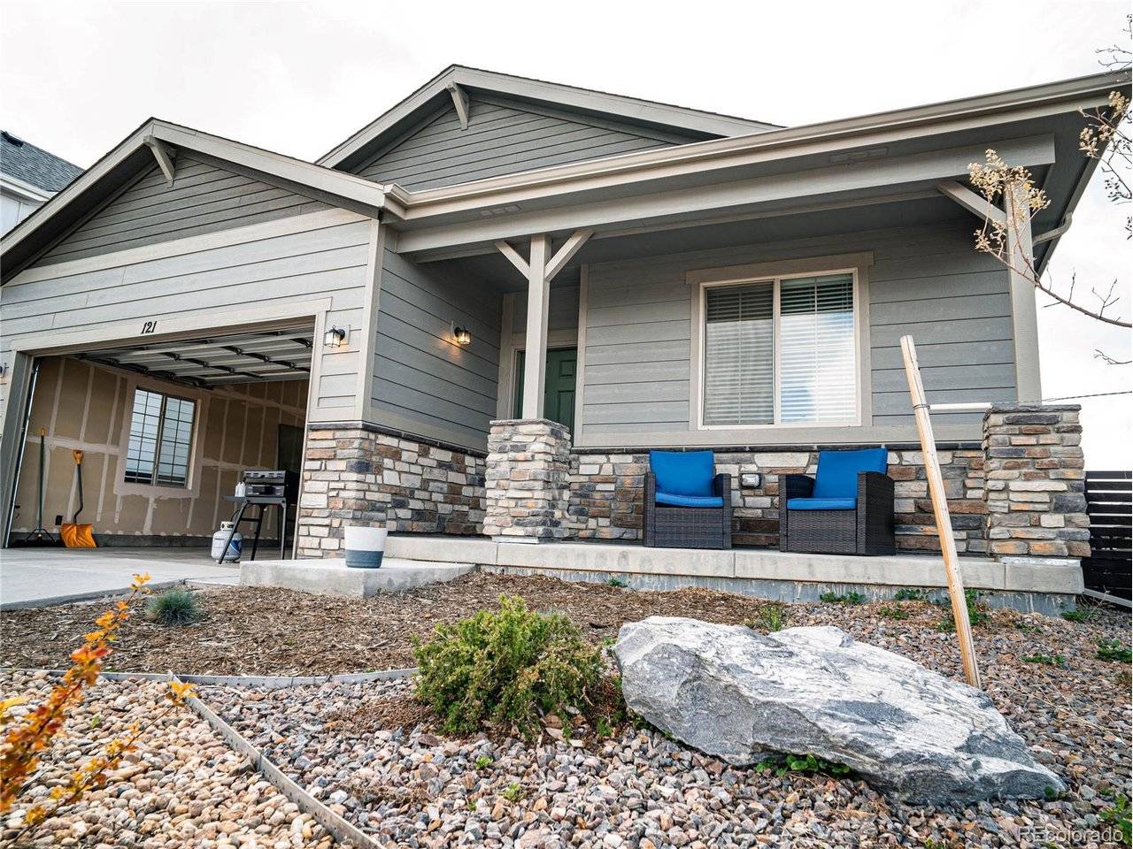 121 S Vandriver, Aurora, CO 80018
