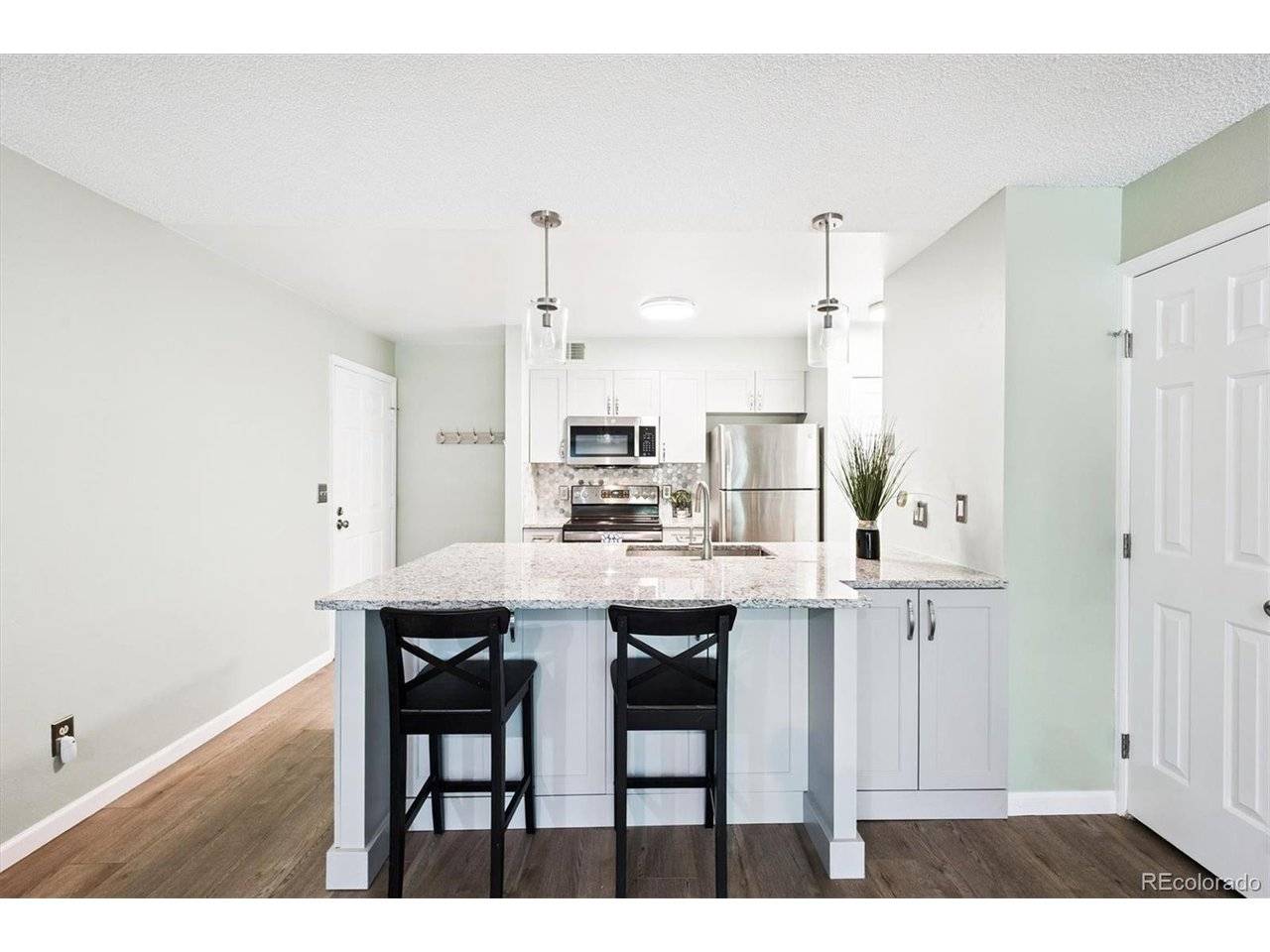 2575 S Syracuse #L103, Denver, CO 80231