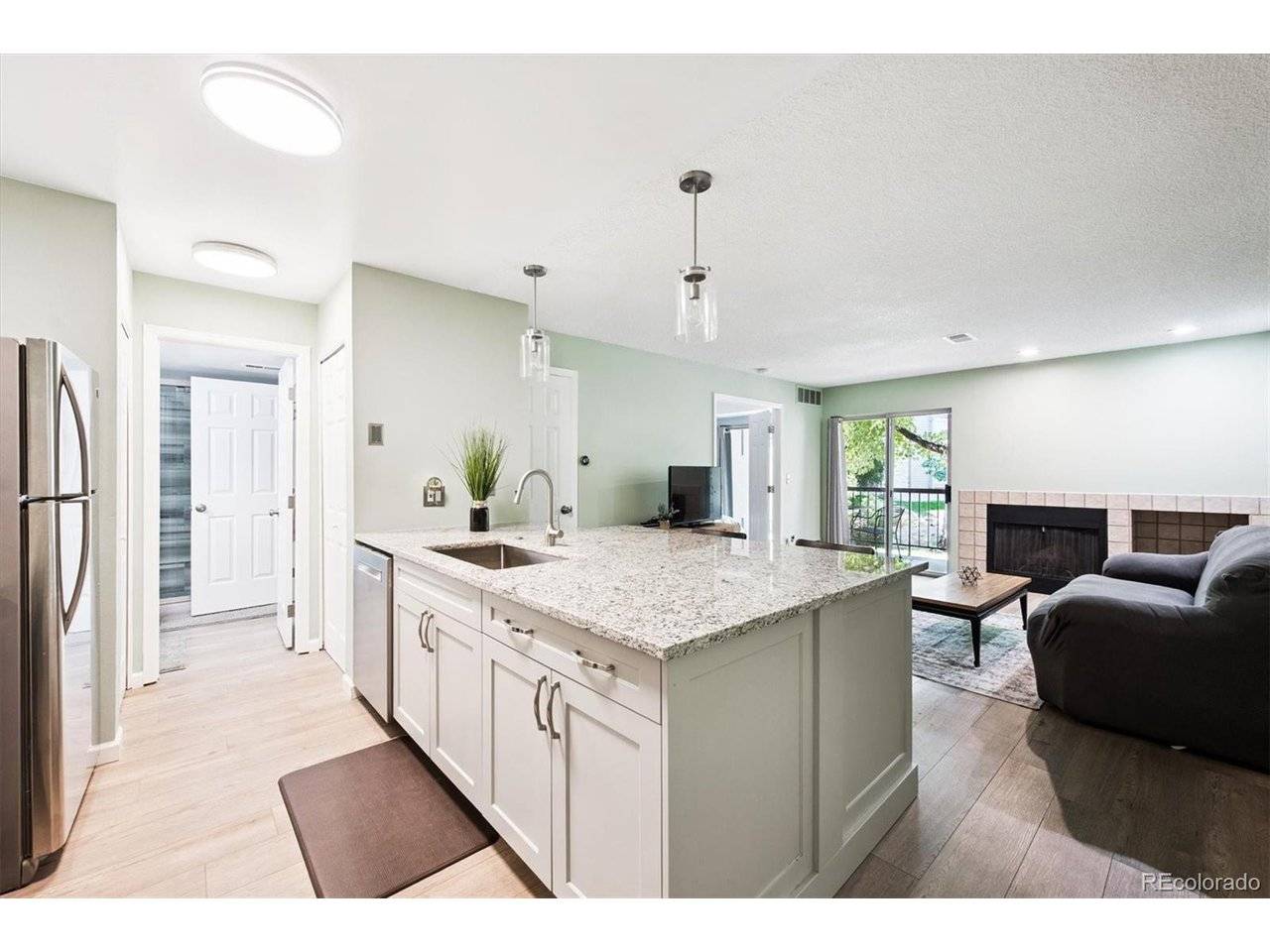 2575 S Syracuse #L103, Denver, CO 80231