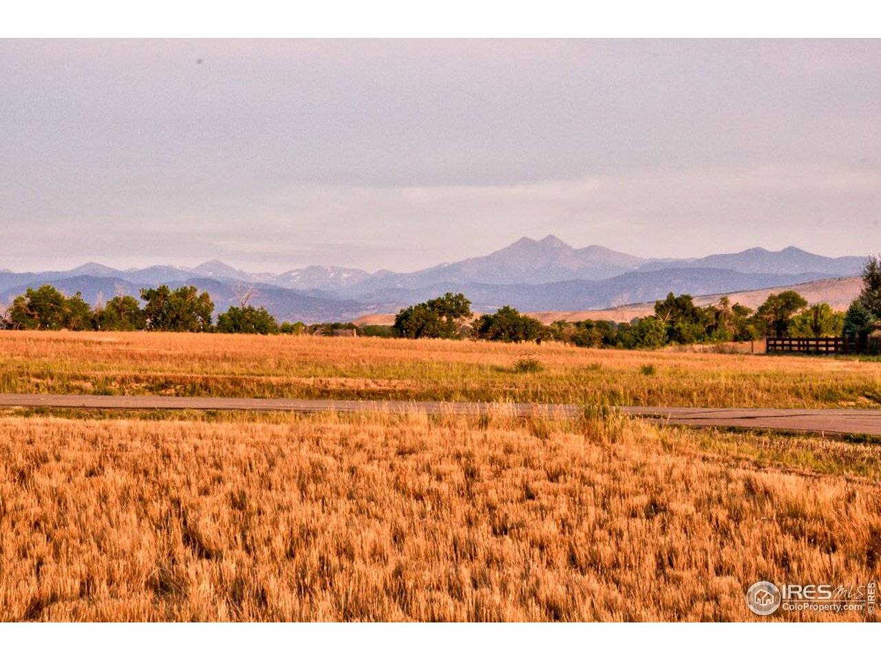 12924 Woodridge, Longmont, CO 80504