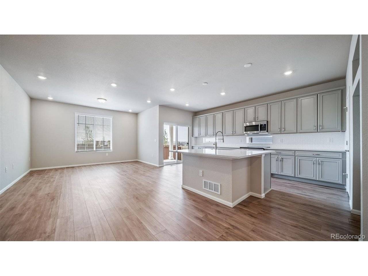 5004 N Tempe, Aurora, CO 80019