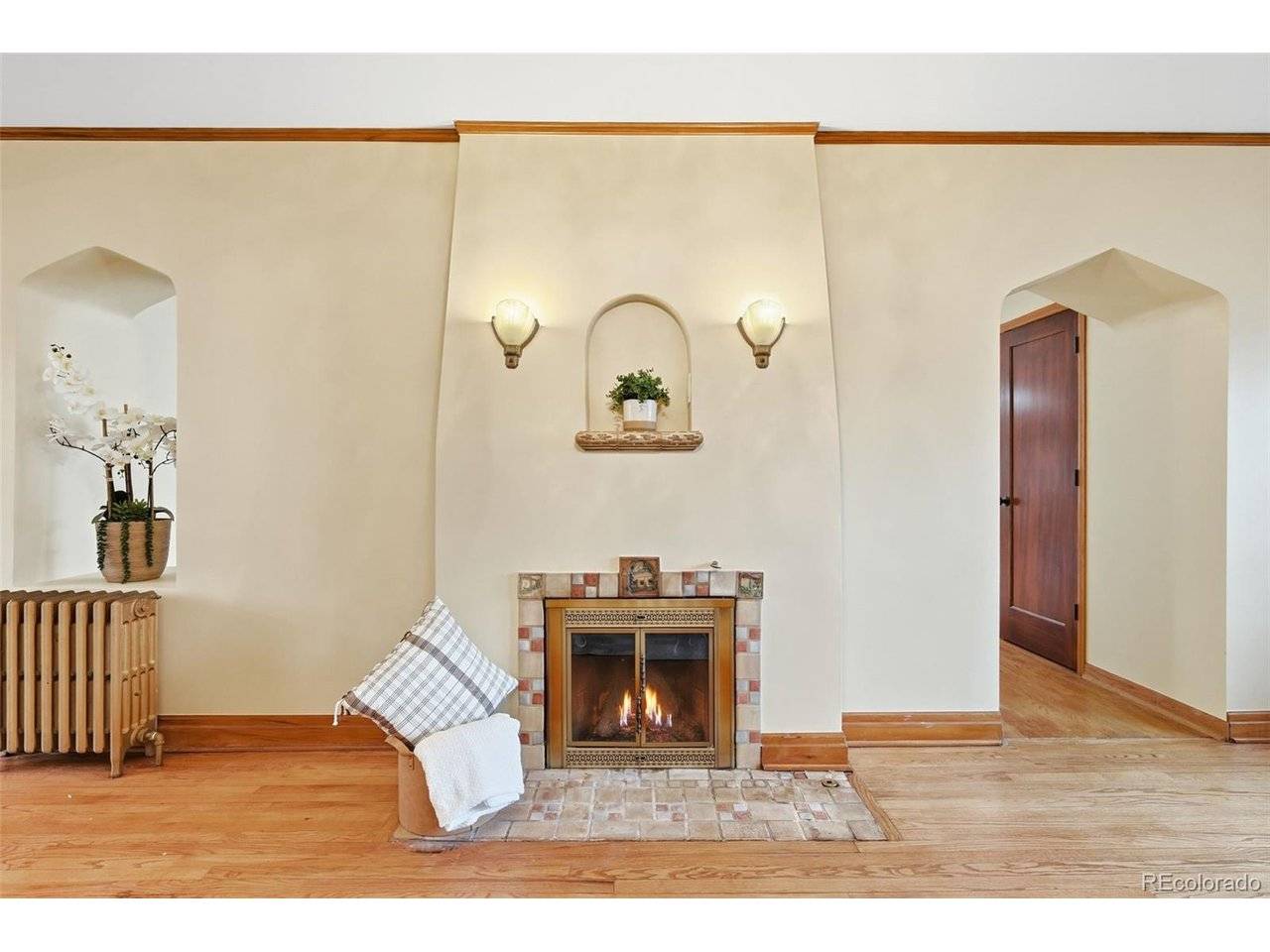 2002 W Ridge, Littleton, CO 80120