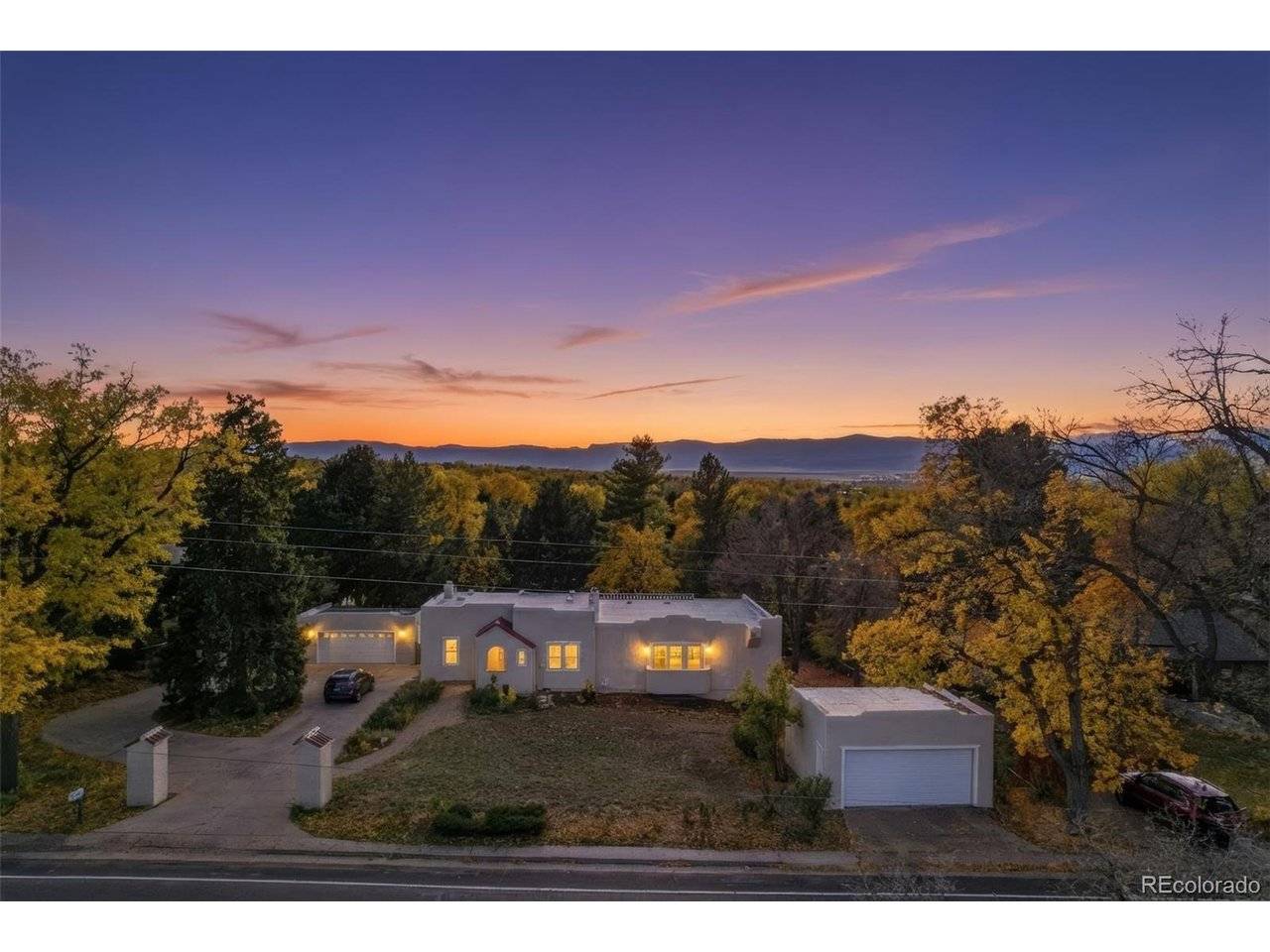 2002 W Ridge, Littleton, CO 80120