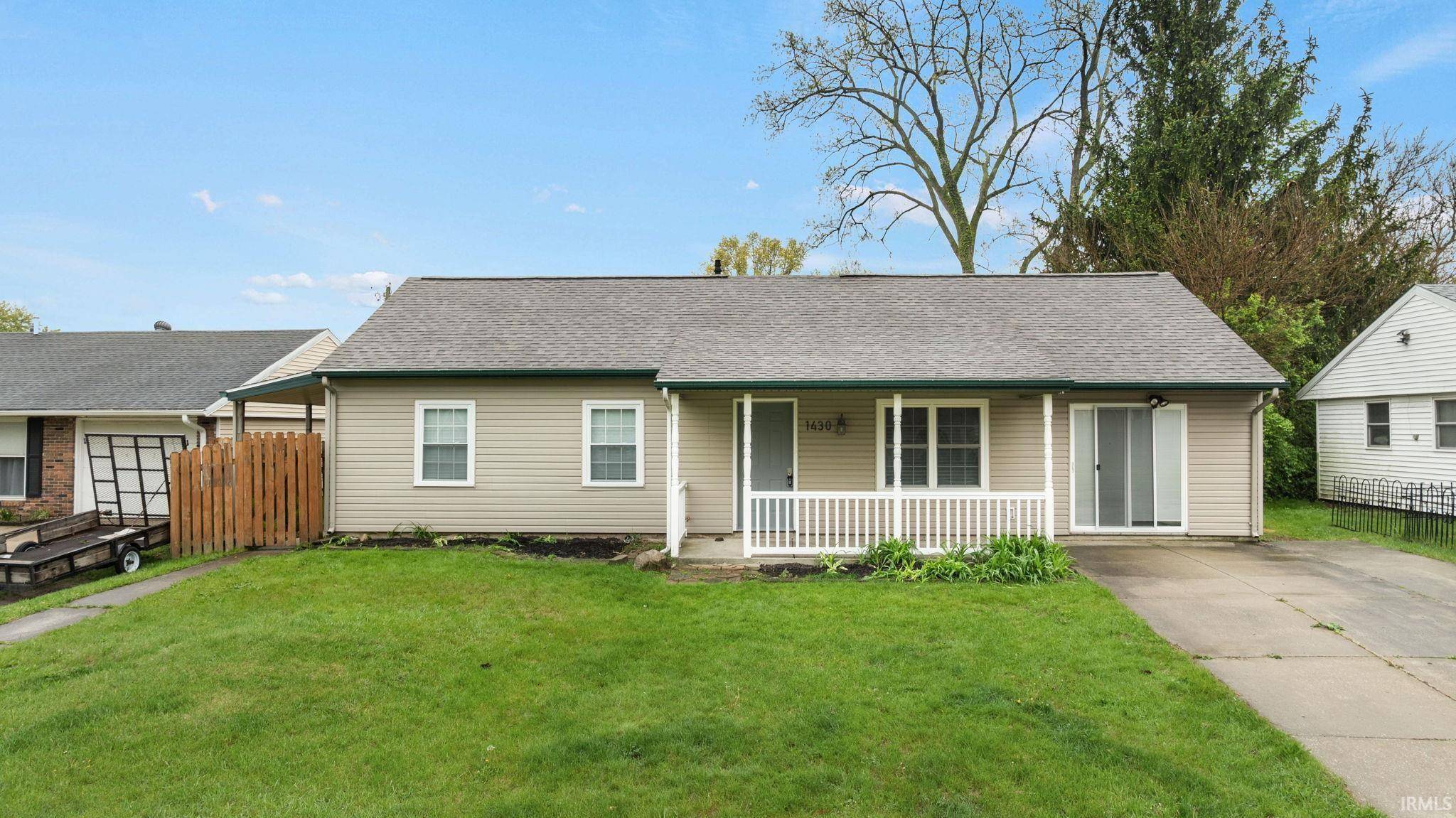 1430 Viking DR, South Bend, IN 46628-3841
