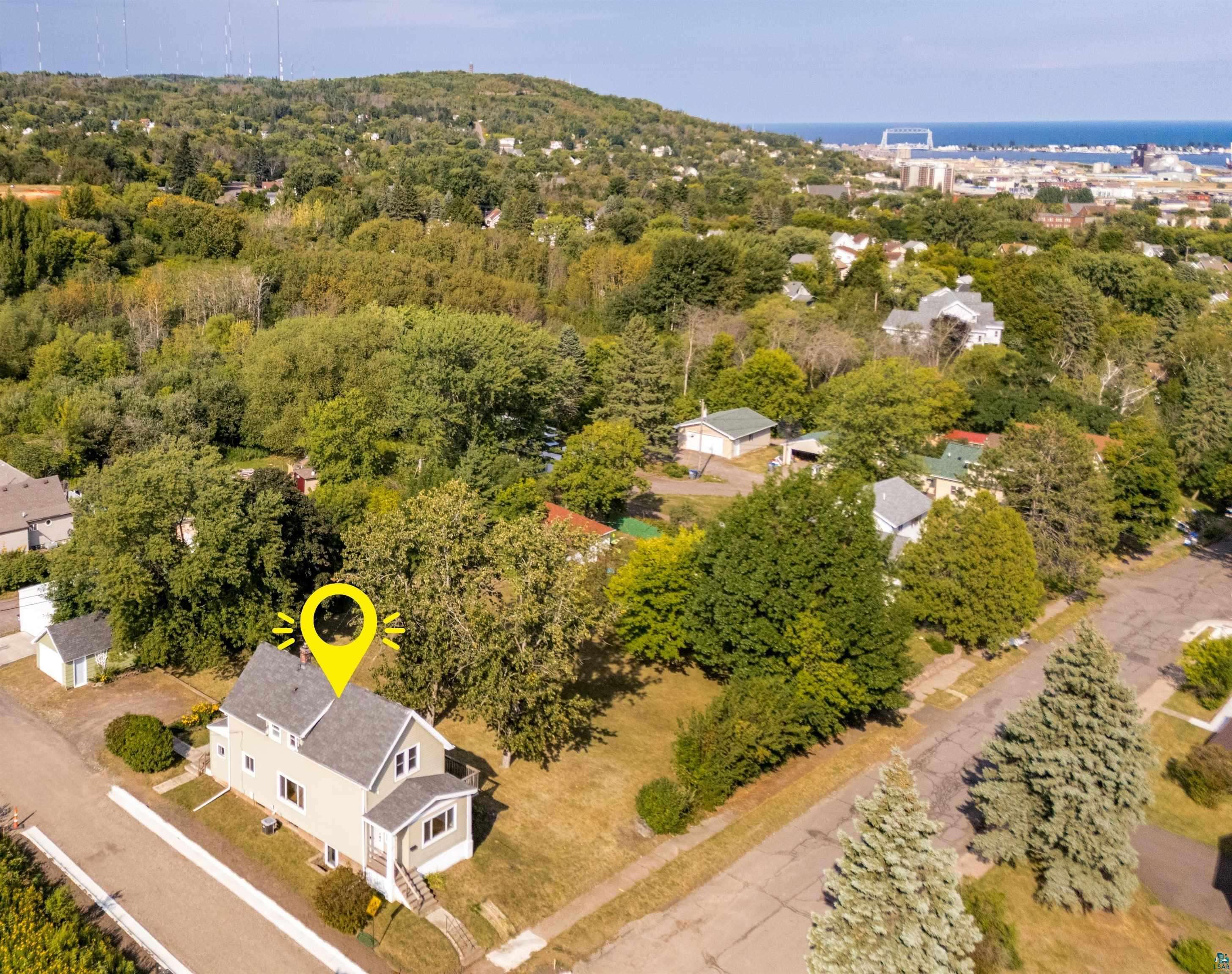 3215 Wellington St, Duluth, MN 55806