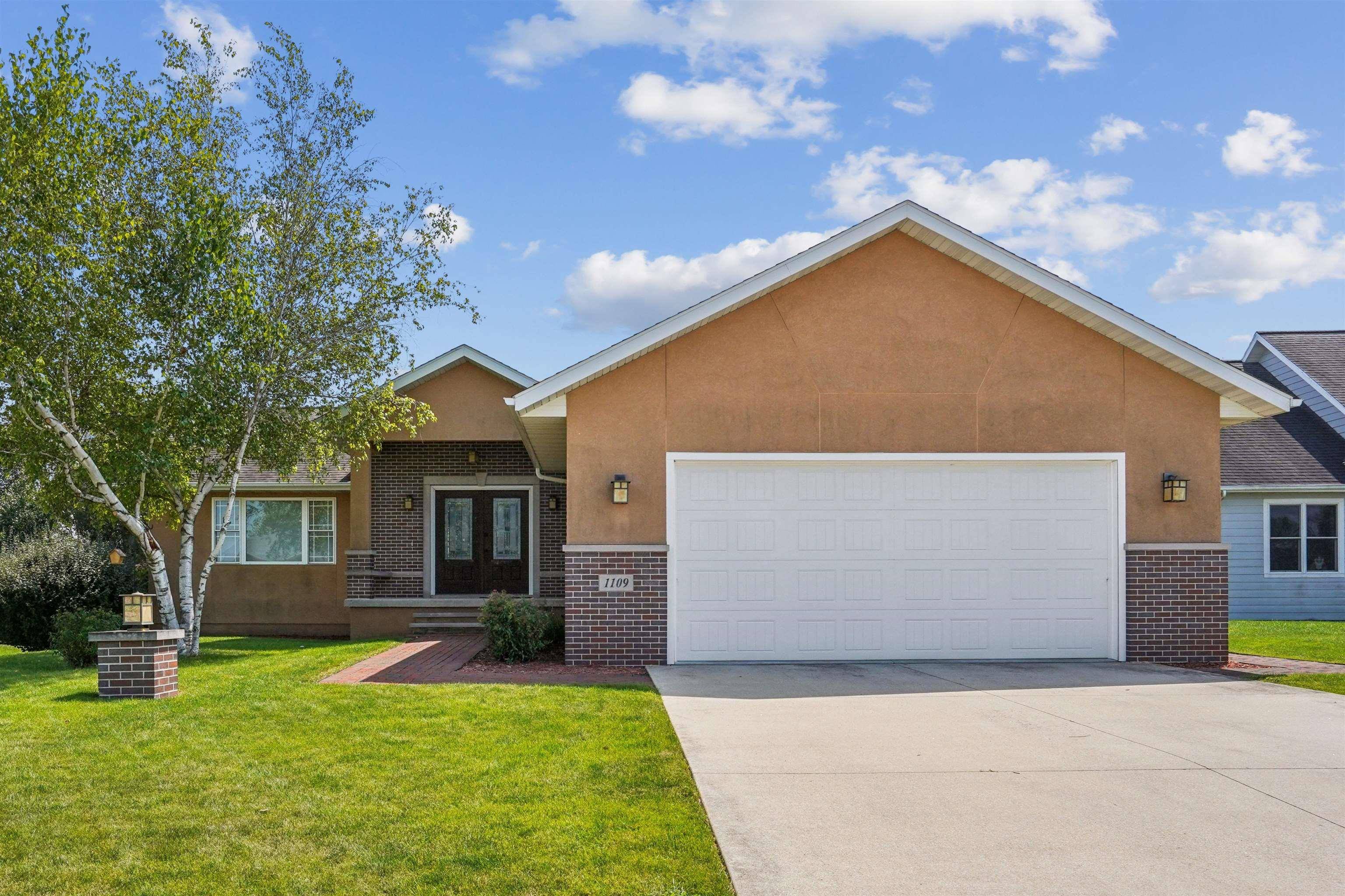 1109 Linden ST, Decorah, IA 52101