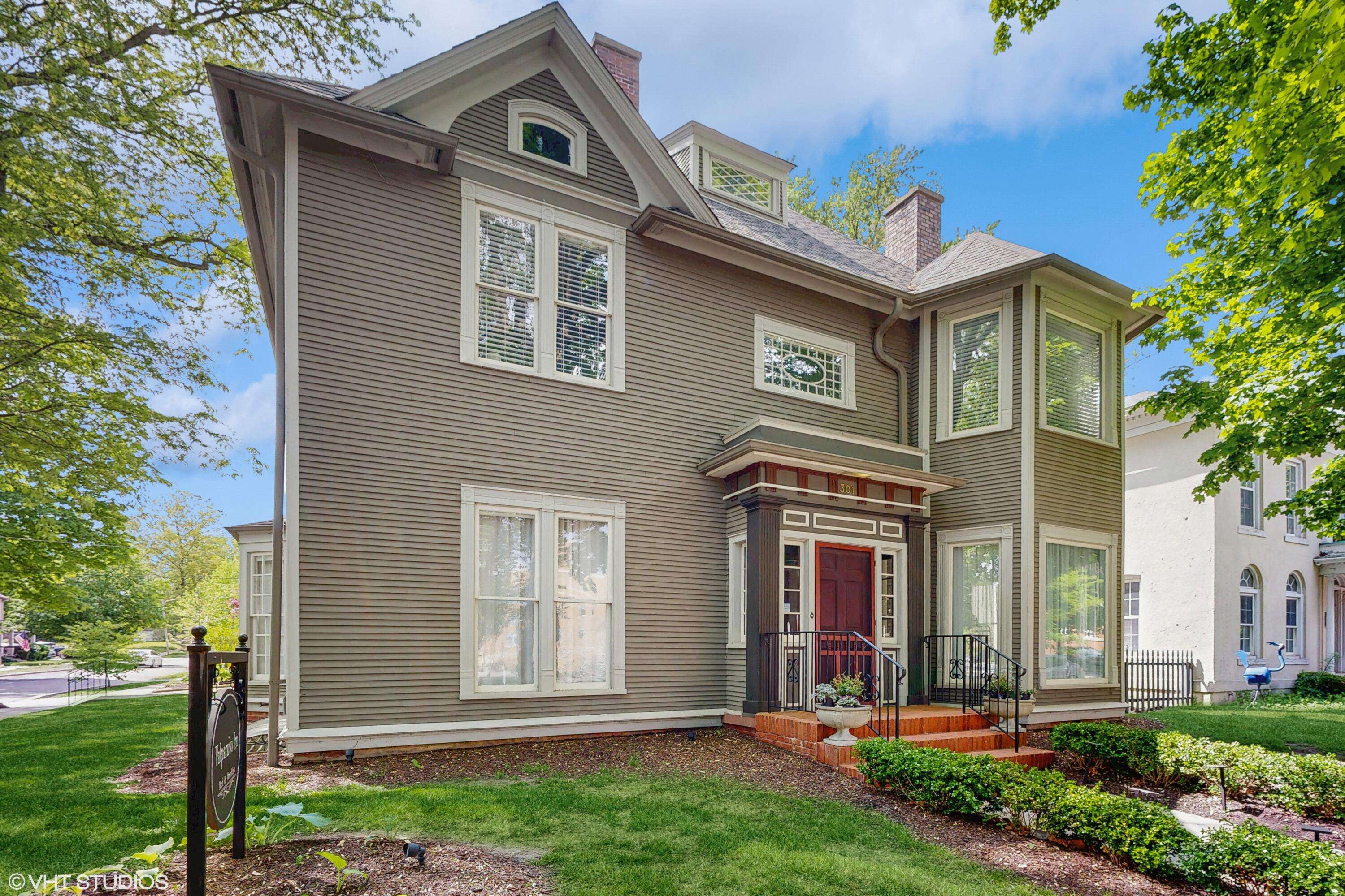 301 Washington Street, Valparaiso, IN 46383