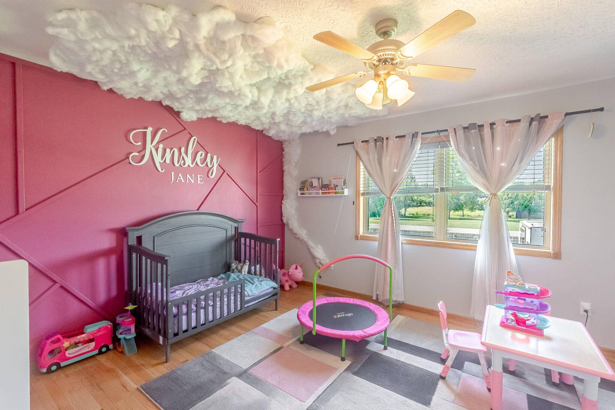 7832 Murrelet Street, Hobart, IN 46342